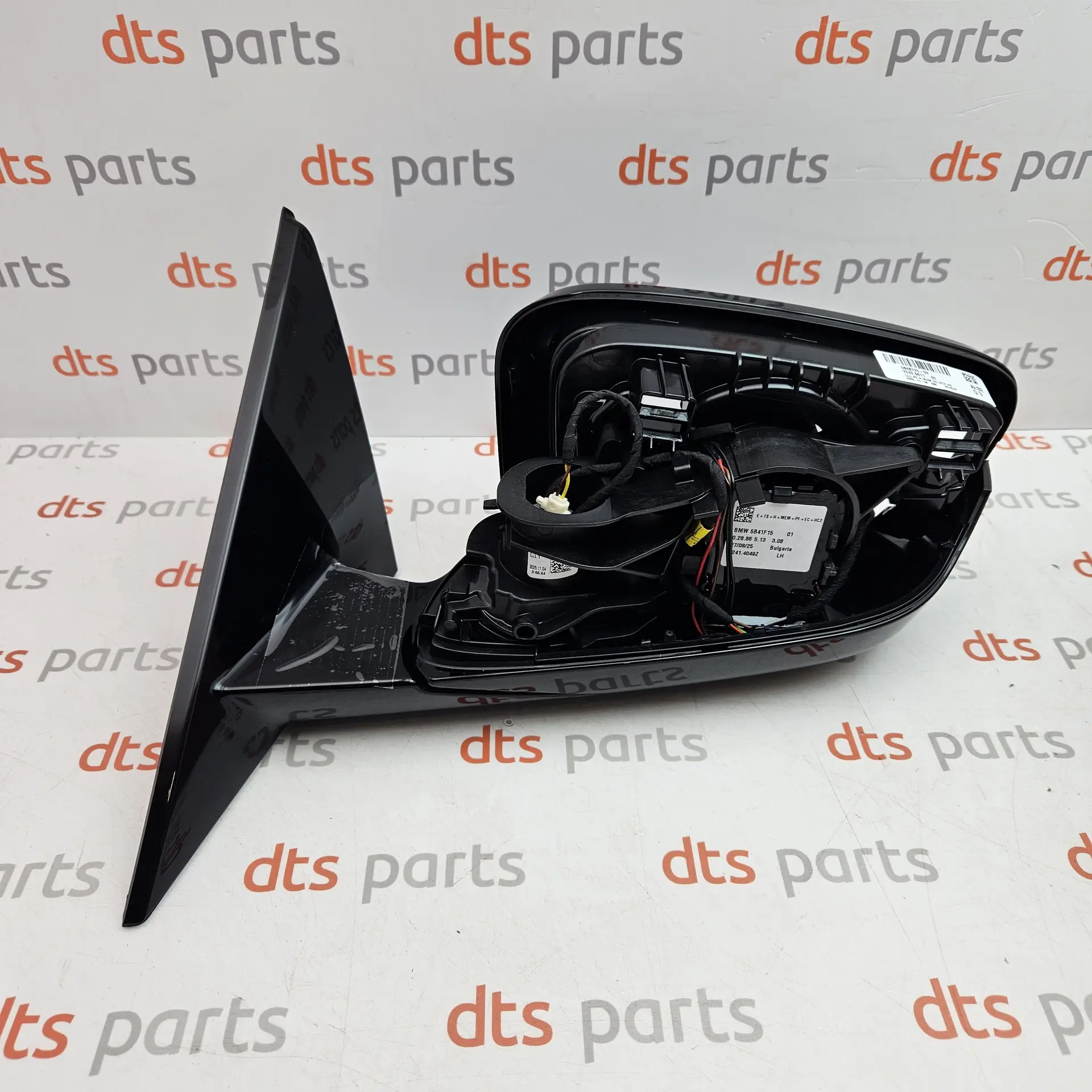 OEM BMW 51165B4B725 – Front left mirror assembly