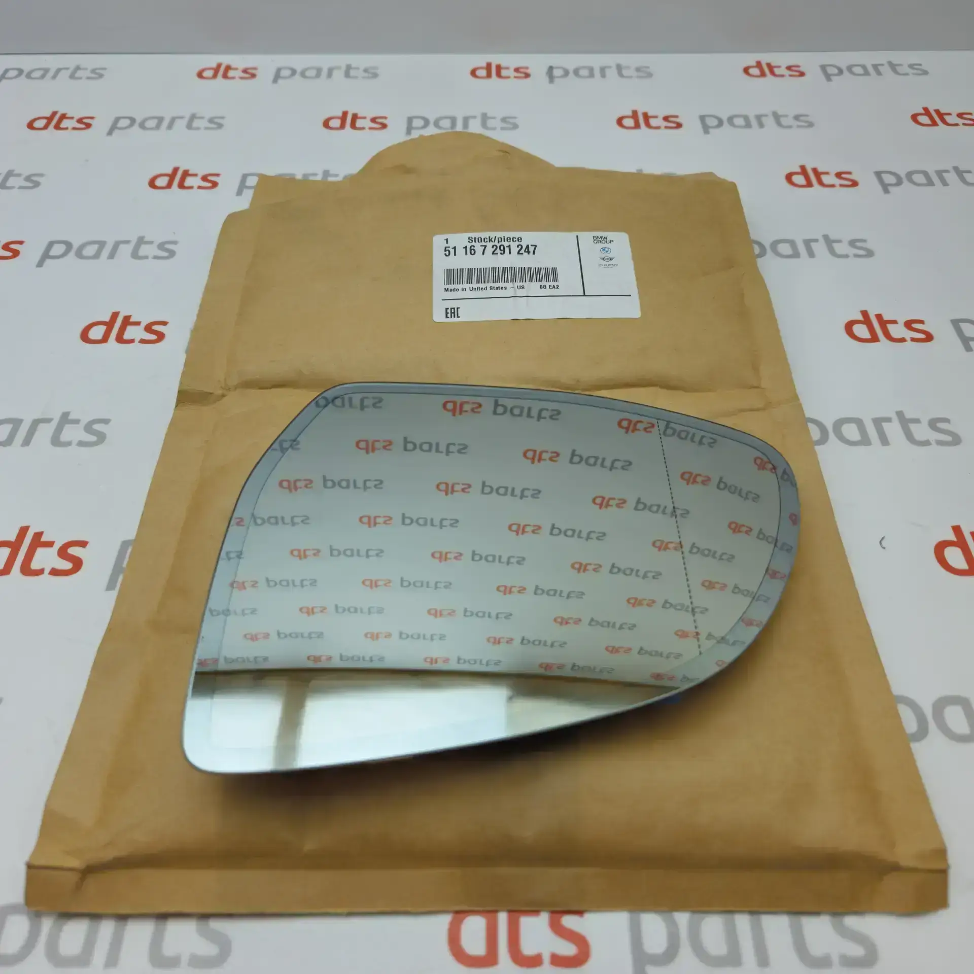 OEM BMW 51167291247 – Left mirror glass