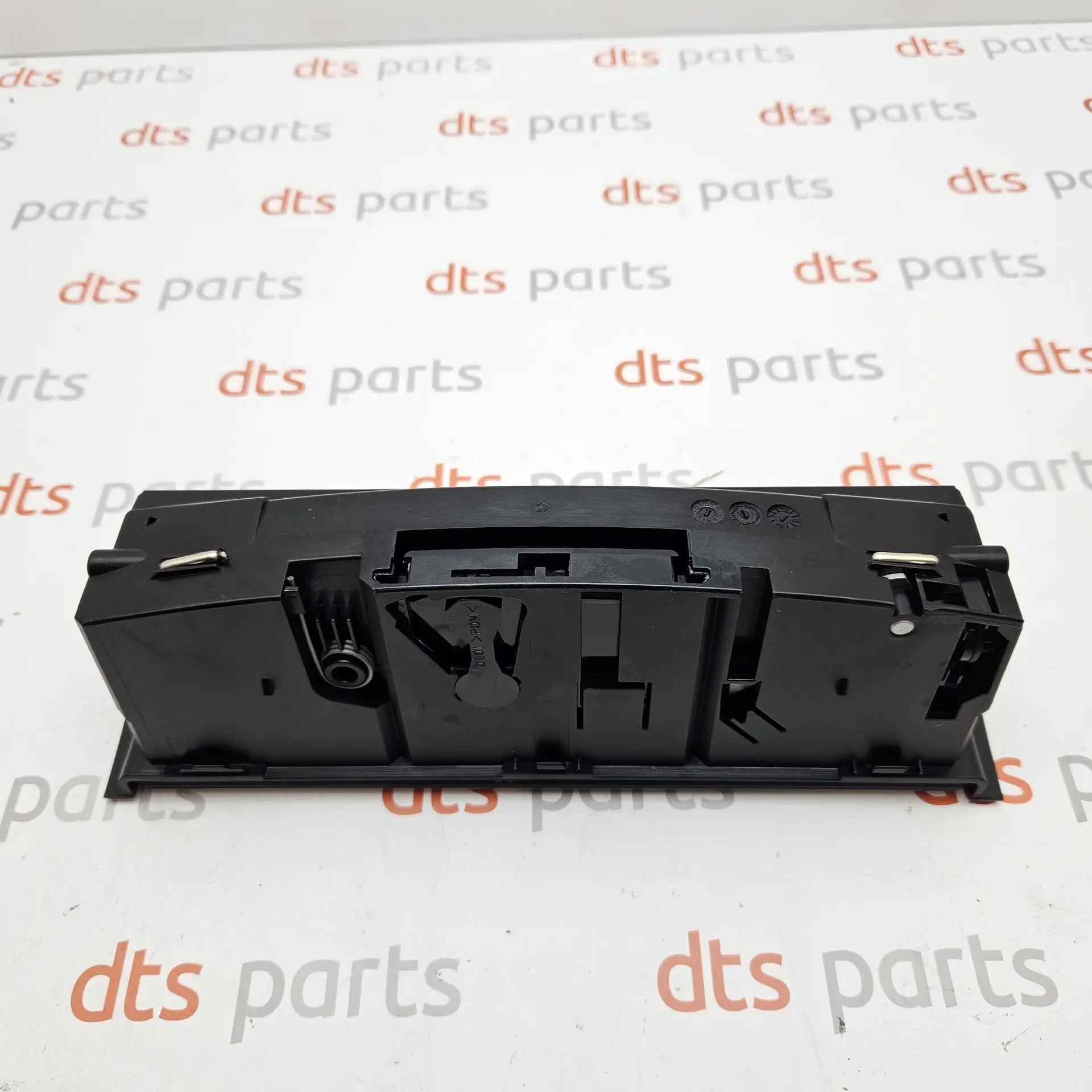 OEM BMW 51168260312 – Center console spectacles / sunglasses tray black