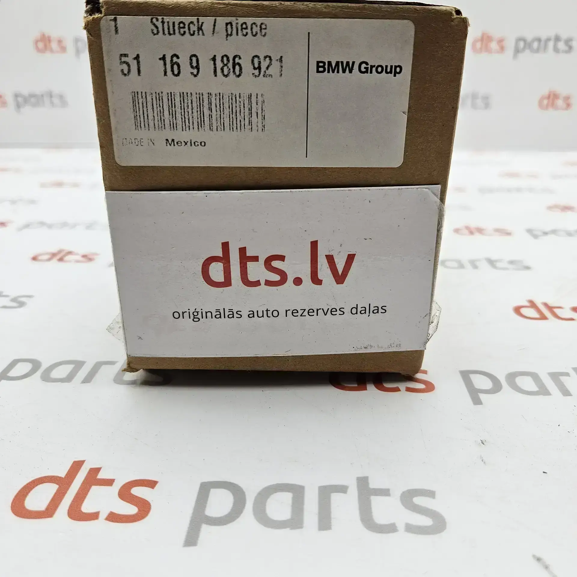 OEM BMW 51169186921 – Left knee pad