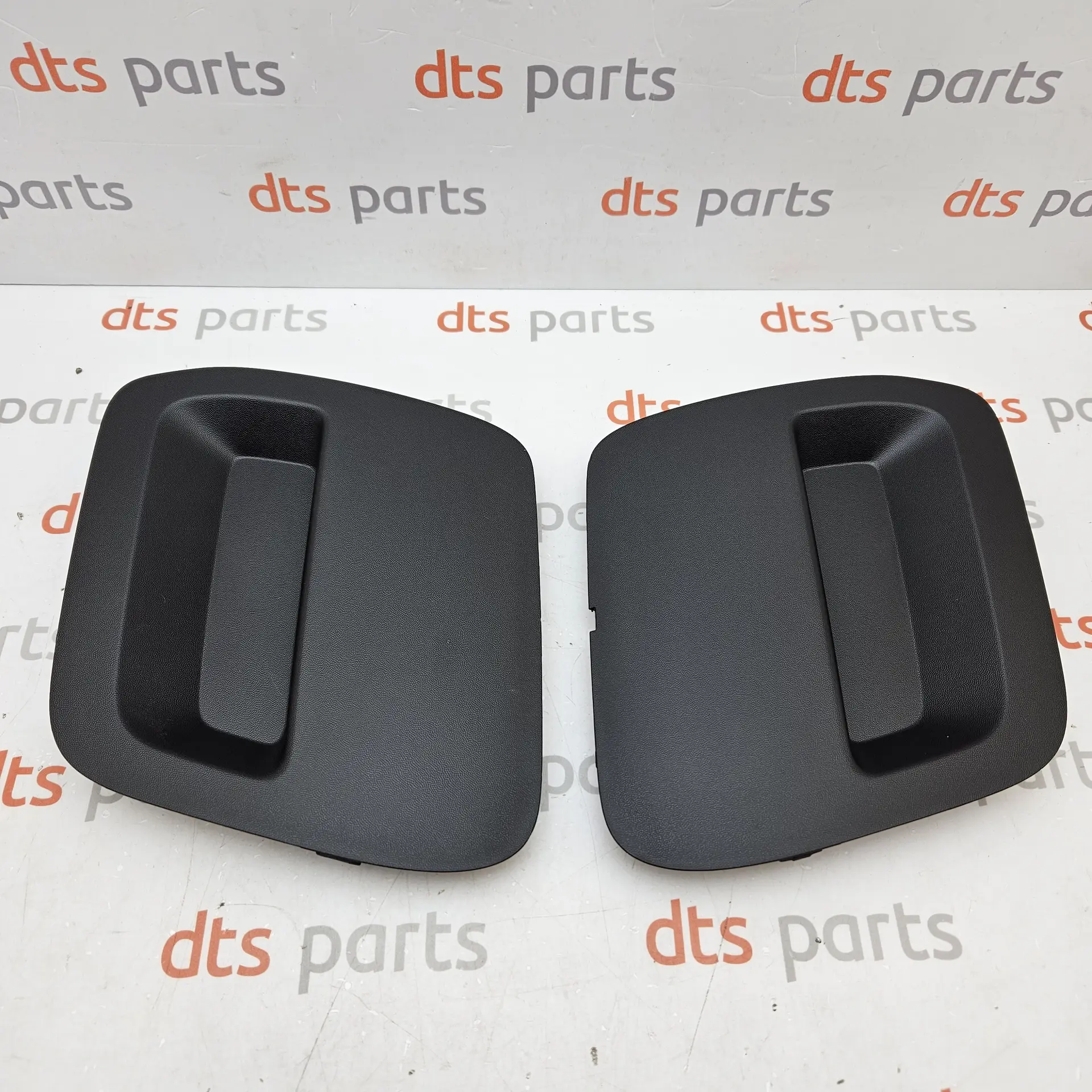 OEM Renault 511804555R – Flap, front tow hook cover