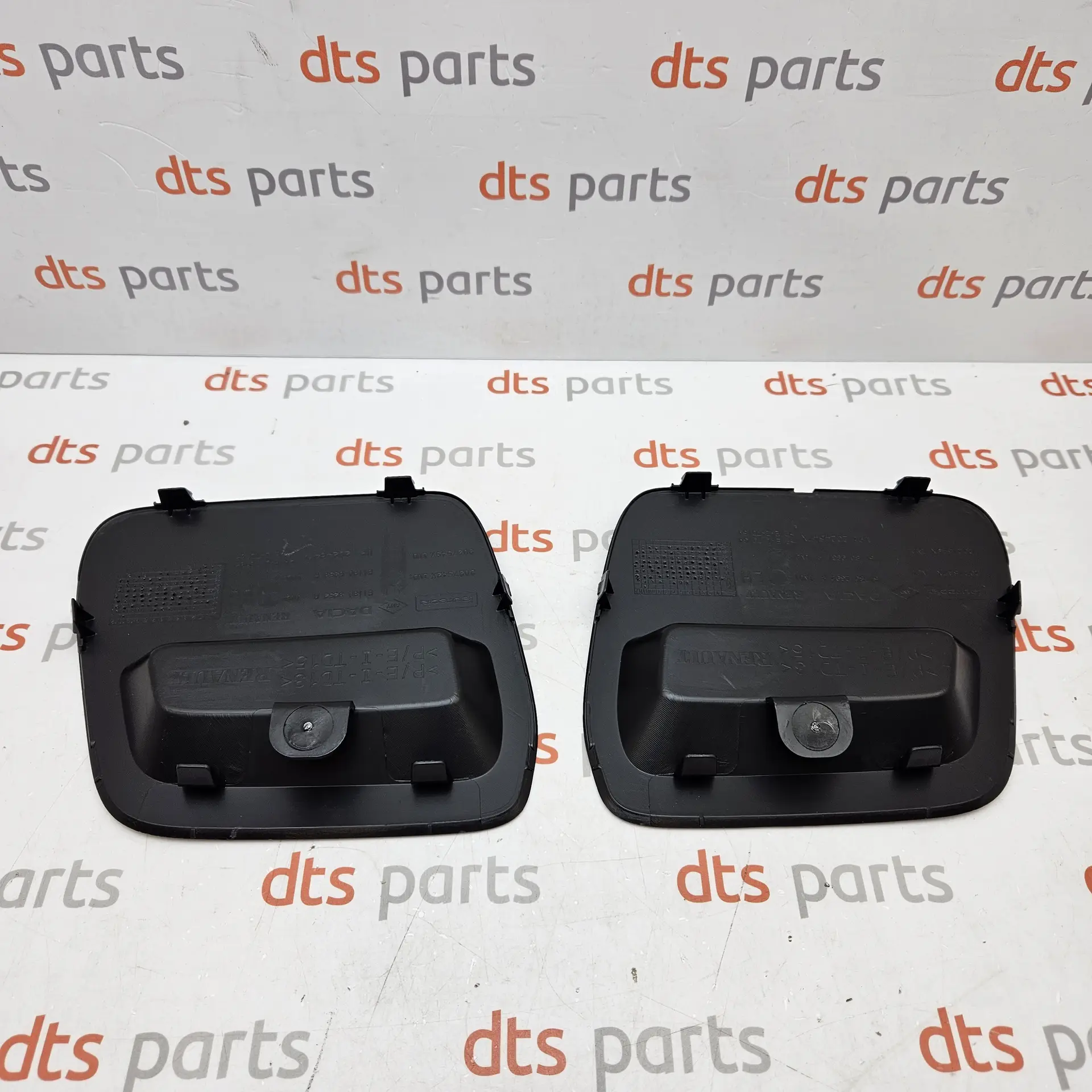 OEM Renault 511804555R – Flap, front tow hook cover