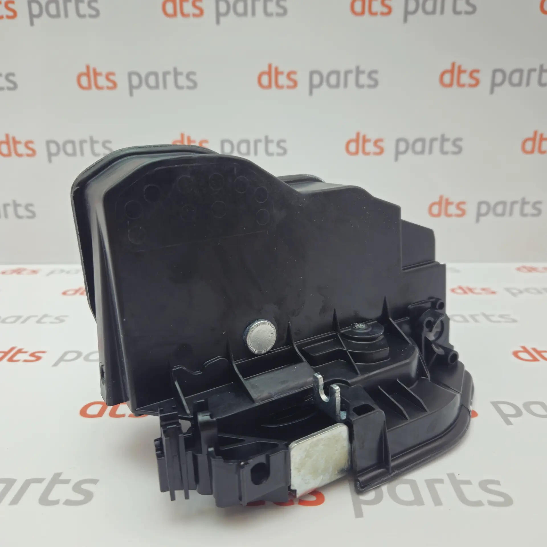 OEM BMW 51217202143 – Front left door lock actuator latch