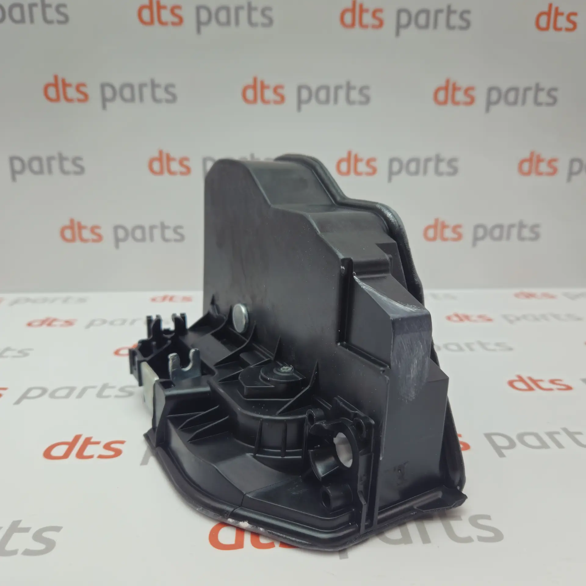 OEM BMW 51217202143 – Front left door lock actuator latch