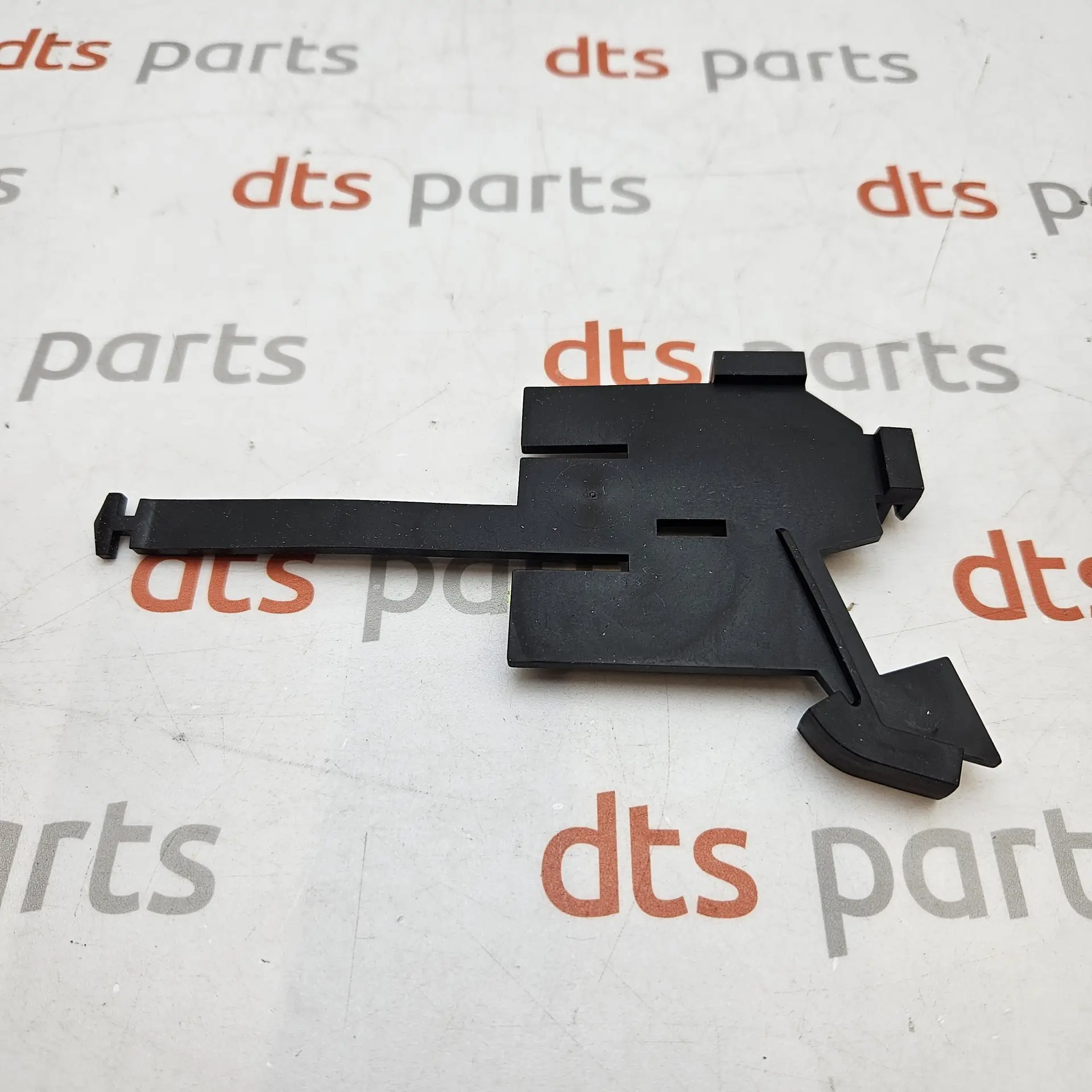 OEM BMW 51237477555 – Hood lock cover