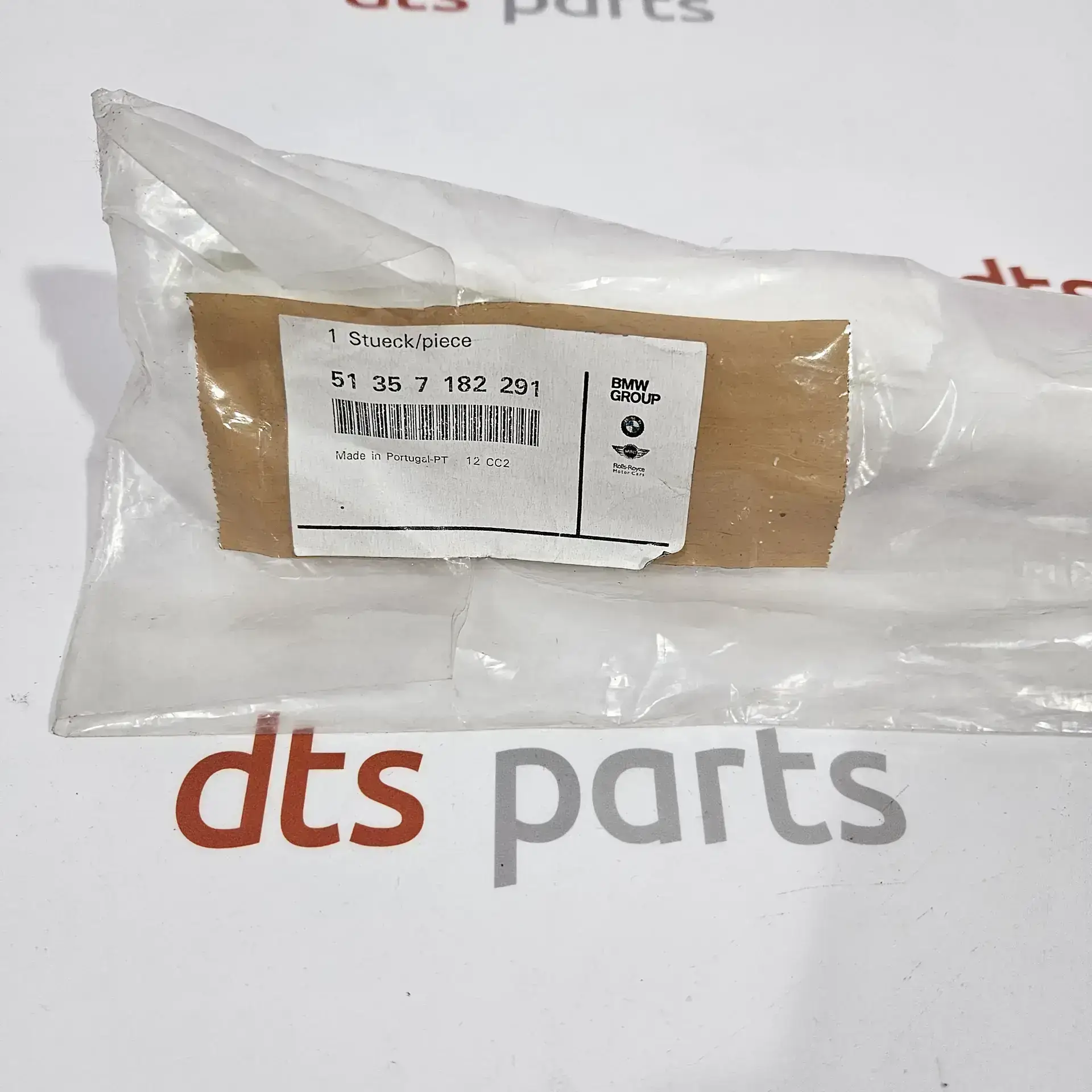 OEM BMW 51357182291 – Rear left door trim cover