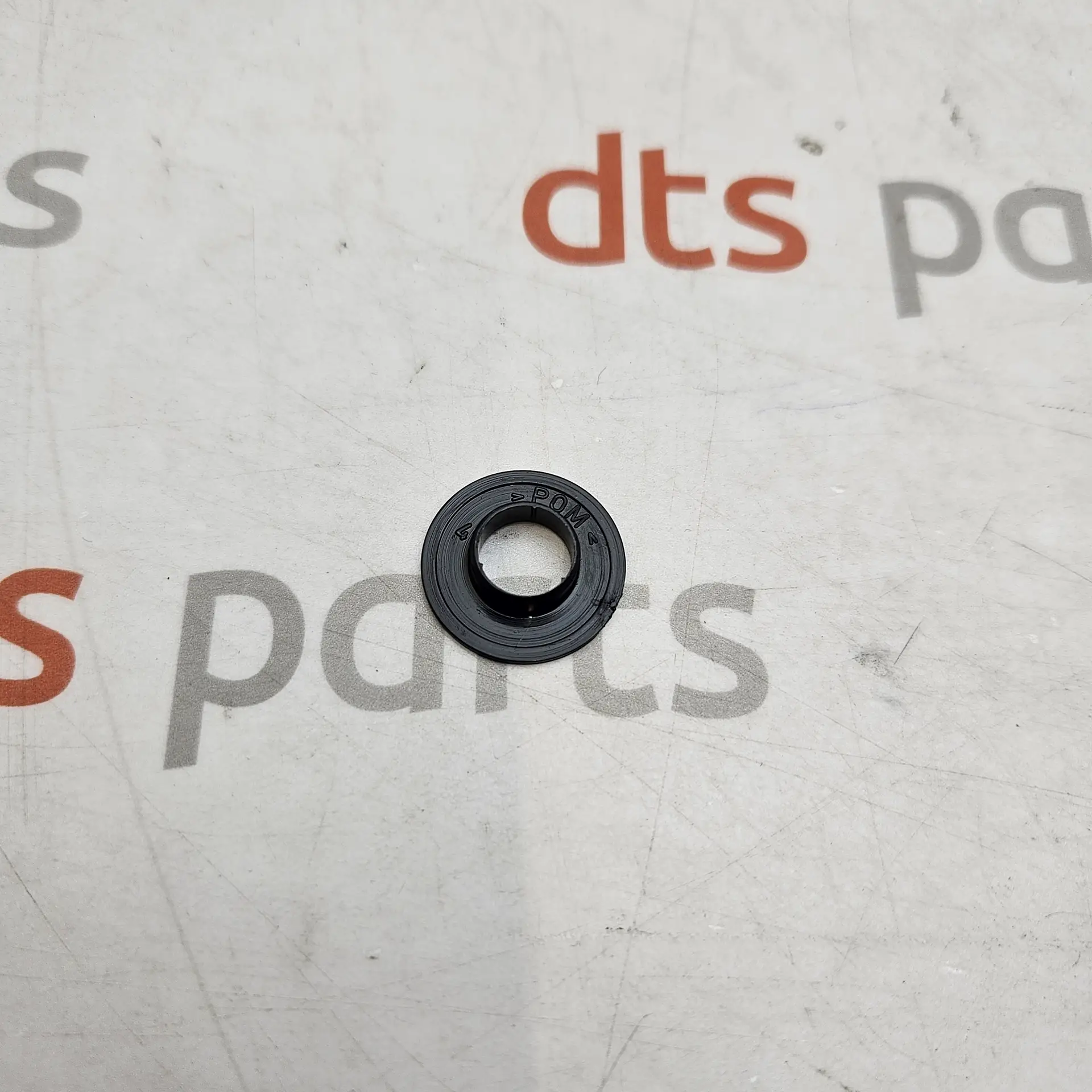 OEM BMW 51368144048 – Rear side vent window latch/hinge base washer plate spacer