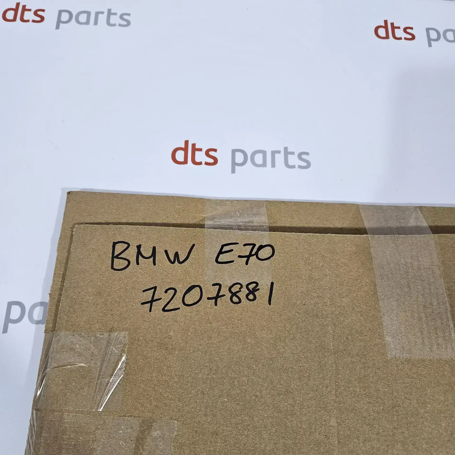 OEM BMW 51377207881 – Left side window