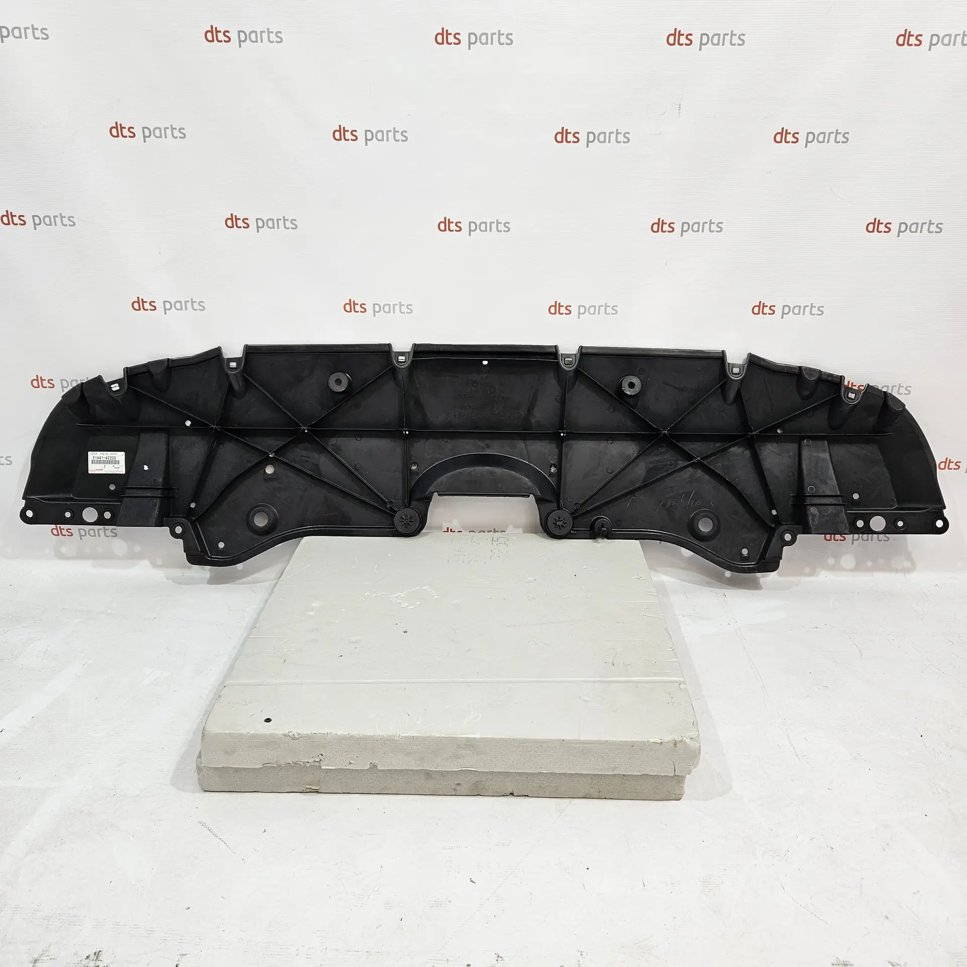 OEM Toyota 5144142200 – Engine under cover 2018-2024 Toyota RAV4