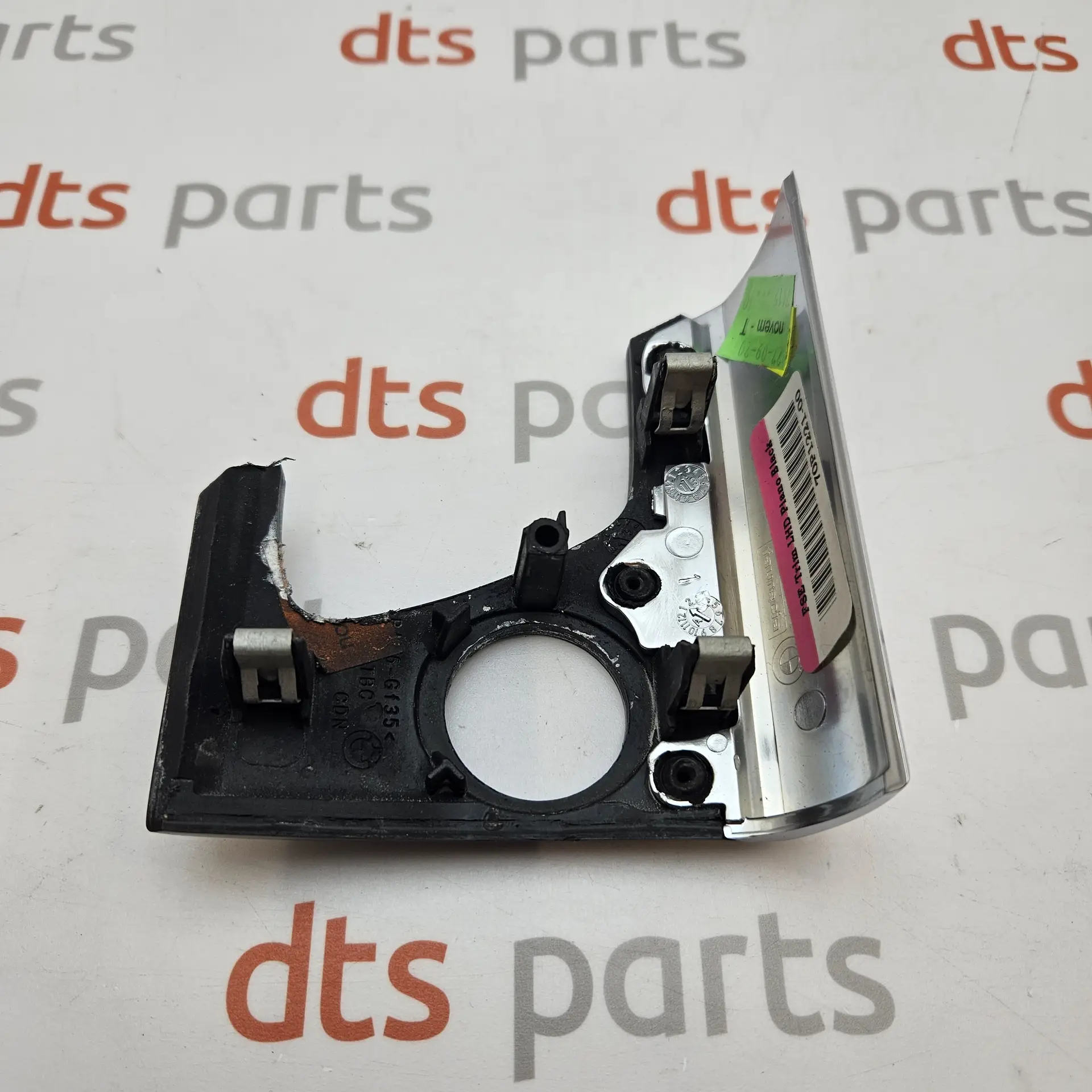 OEM BMW 51459186801 – Instrument panel right decorative strip