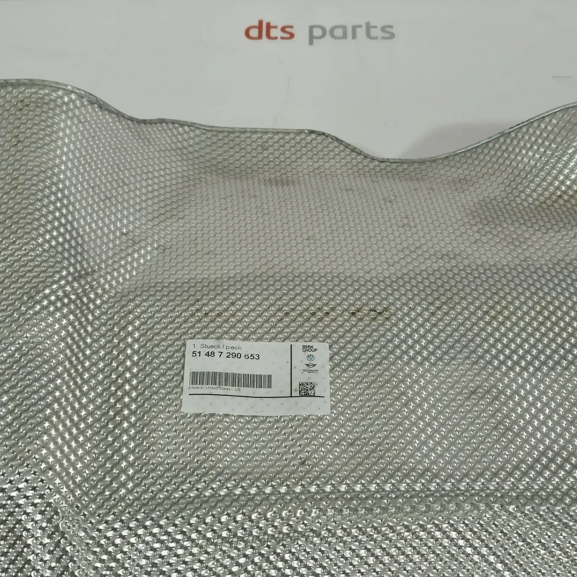 OEM BMW 51487290653 – Rear heat insulator
