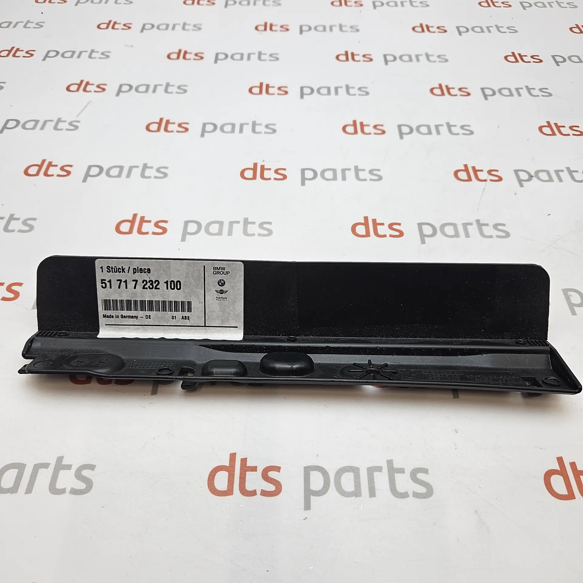 OEM BMW 51717232100 – Right deflector lip