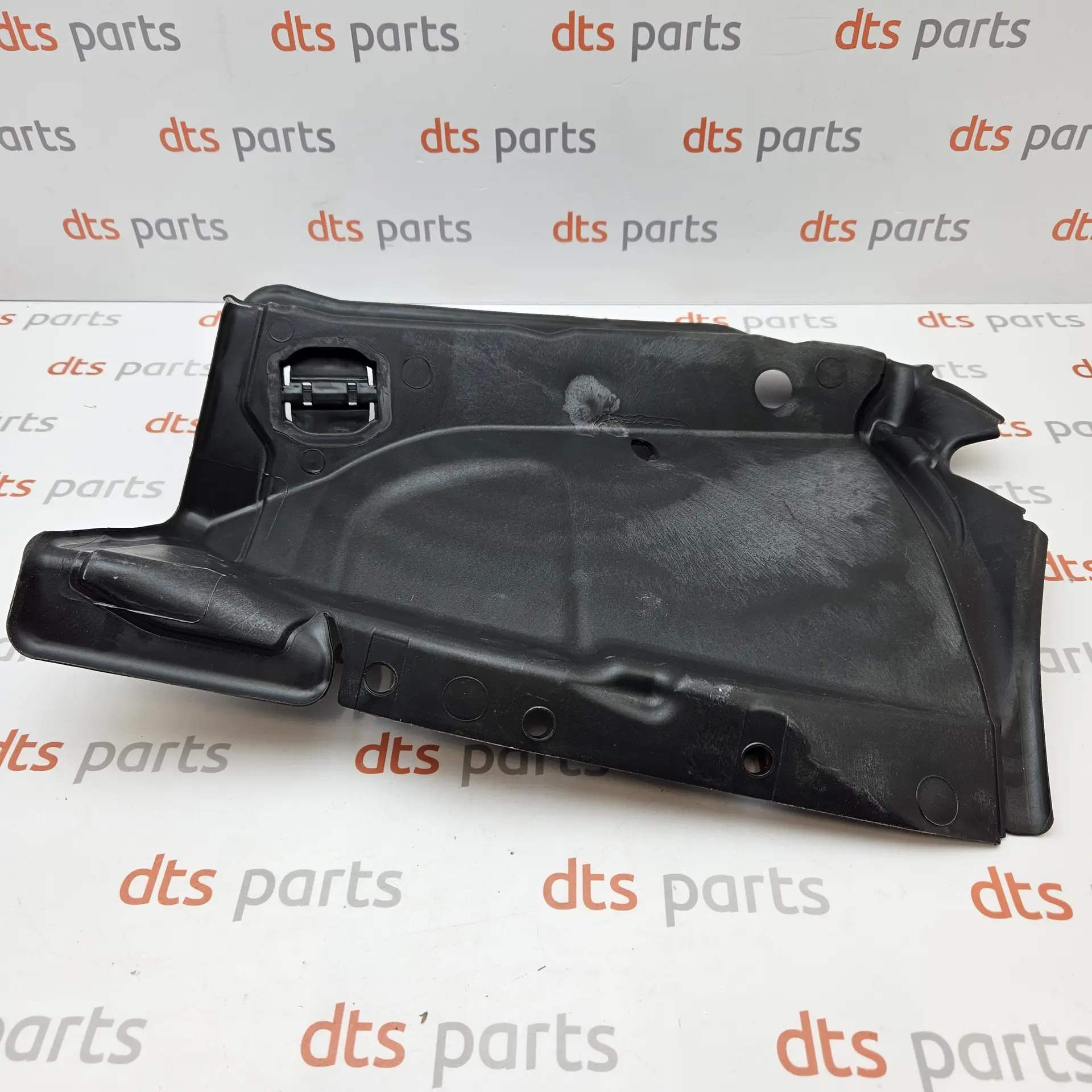 OEM BMW 51717325401 – Fender-splash shield left