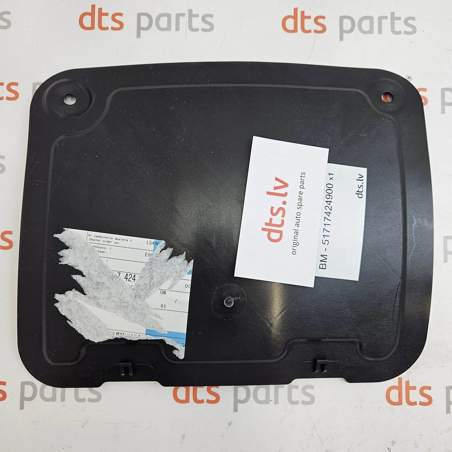 OEM BMW 51717424900 – Front oil cooler access cover door left-hand side