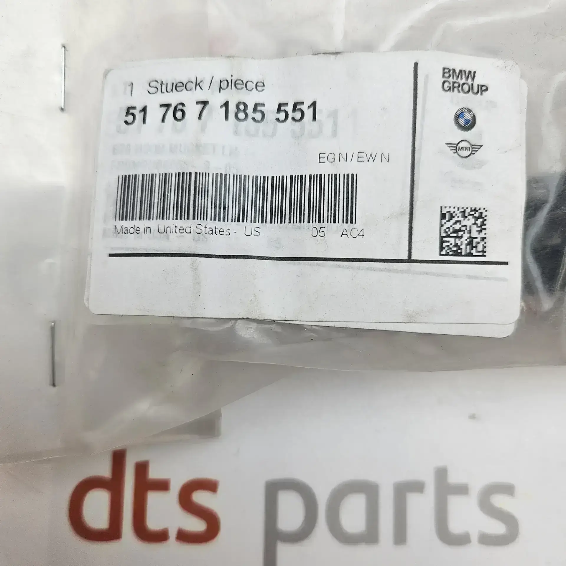 OEM BMW 51767185551 – Hood Seal Front Left