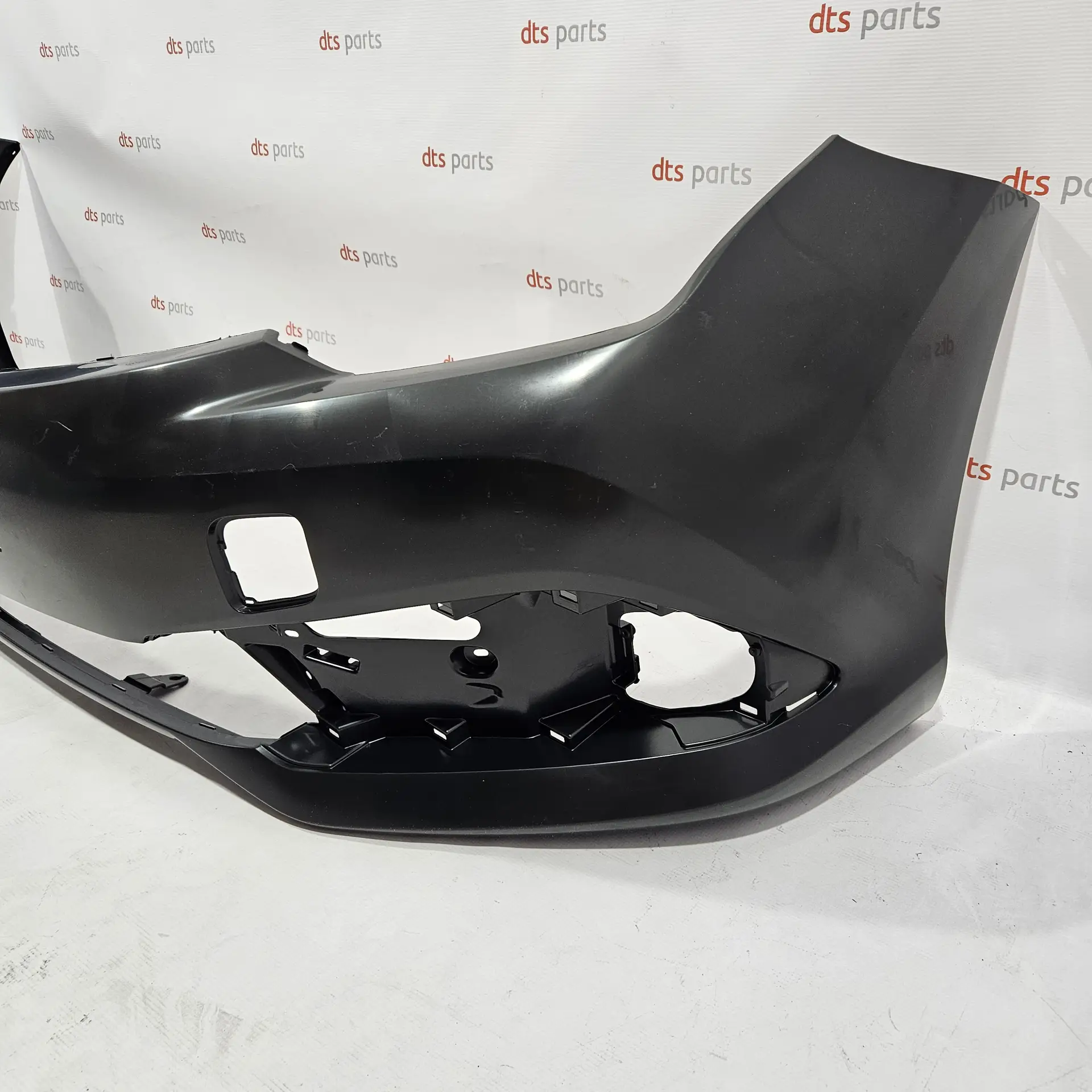OEM Toyota 521190Z962 – Front Bumper Cover / Bumper Skin