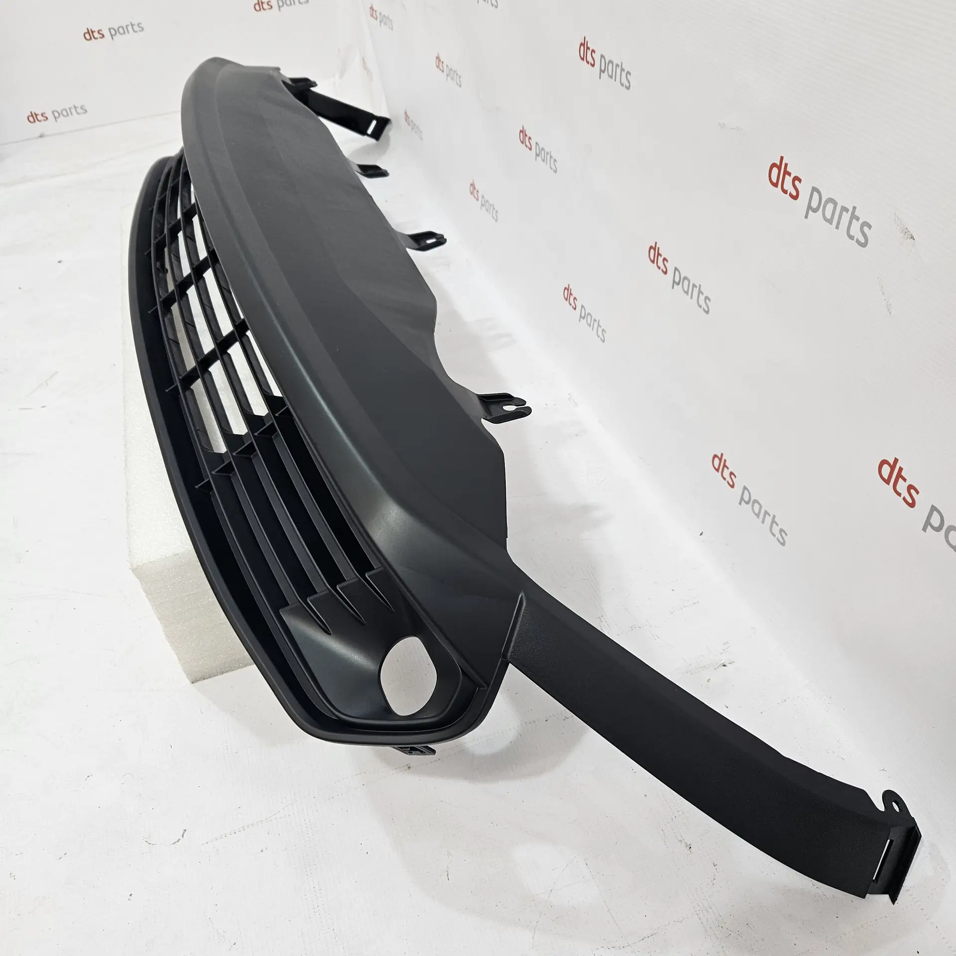 OEM Toyota 521290D080 – Front bumper lower grill