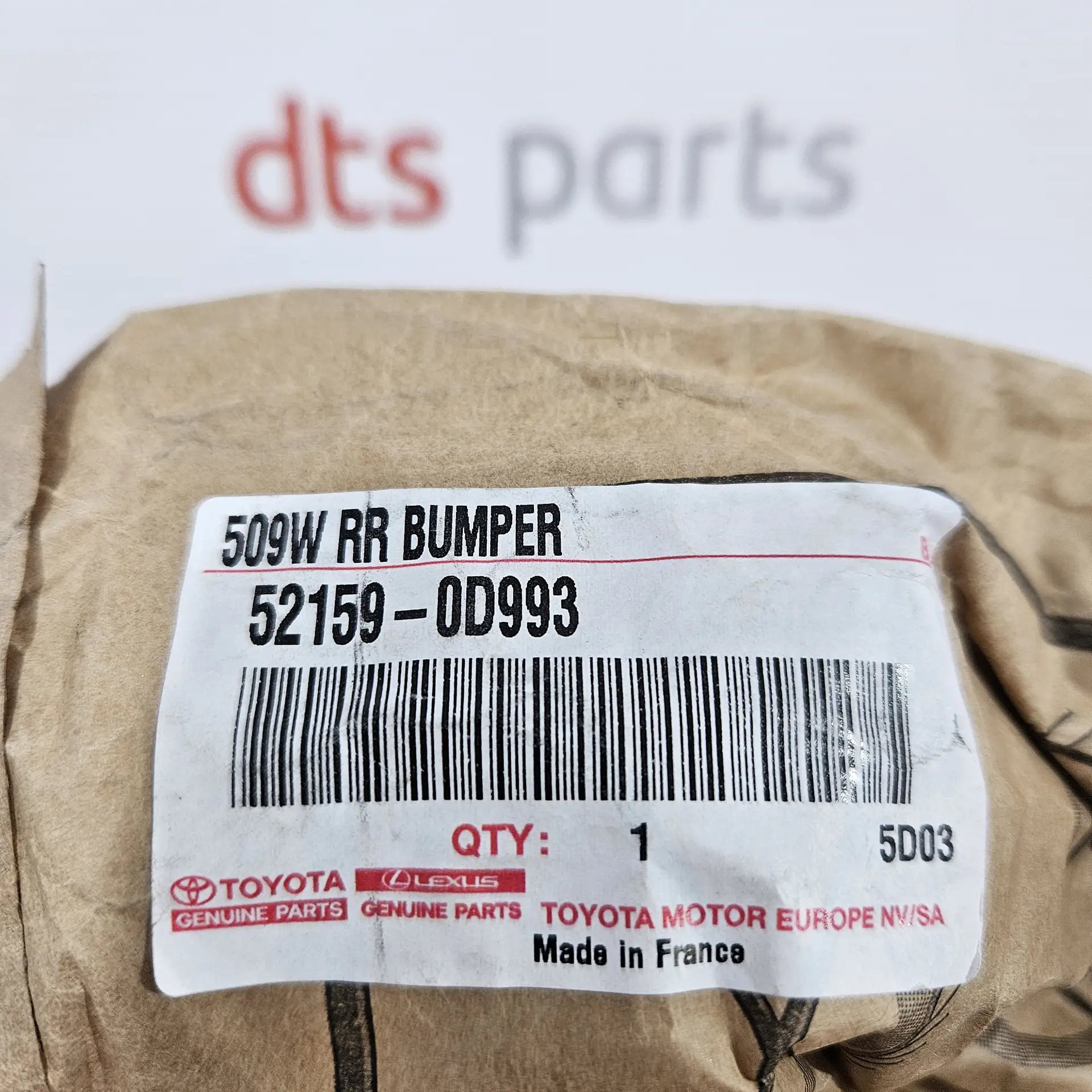 OEM Toyota 521590D993 – Rear Bumper Cover / Bumper Skin