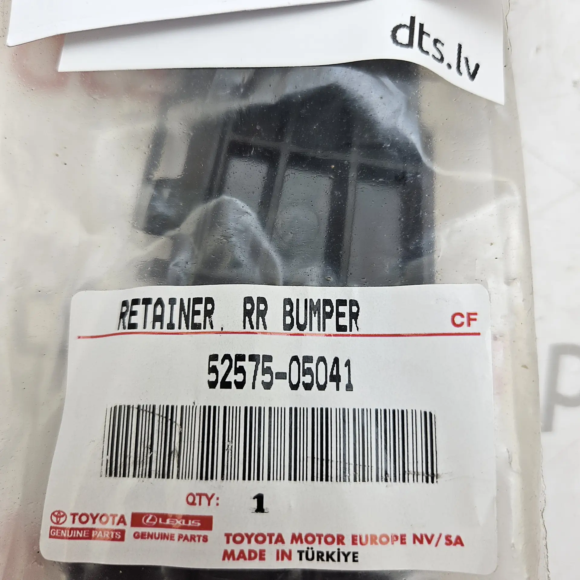 OEM Toyota 5257505041 – Rear bumper side retainer