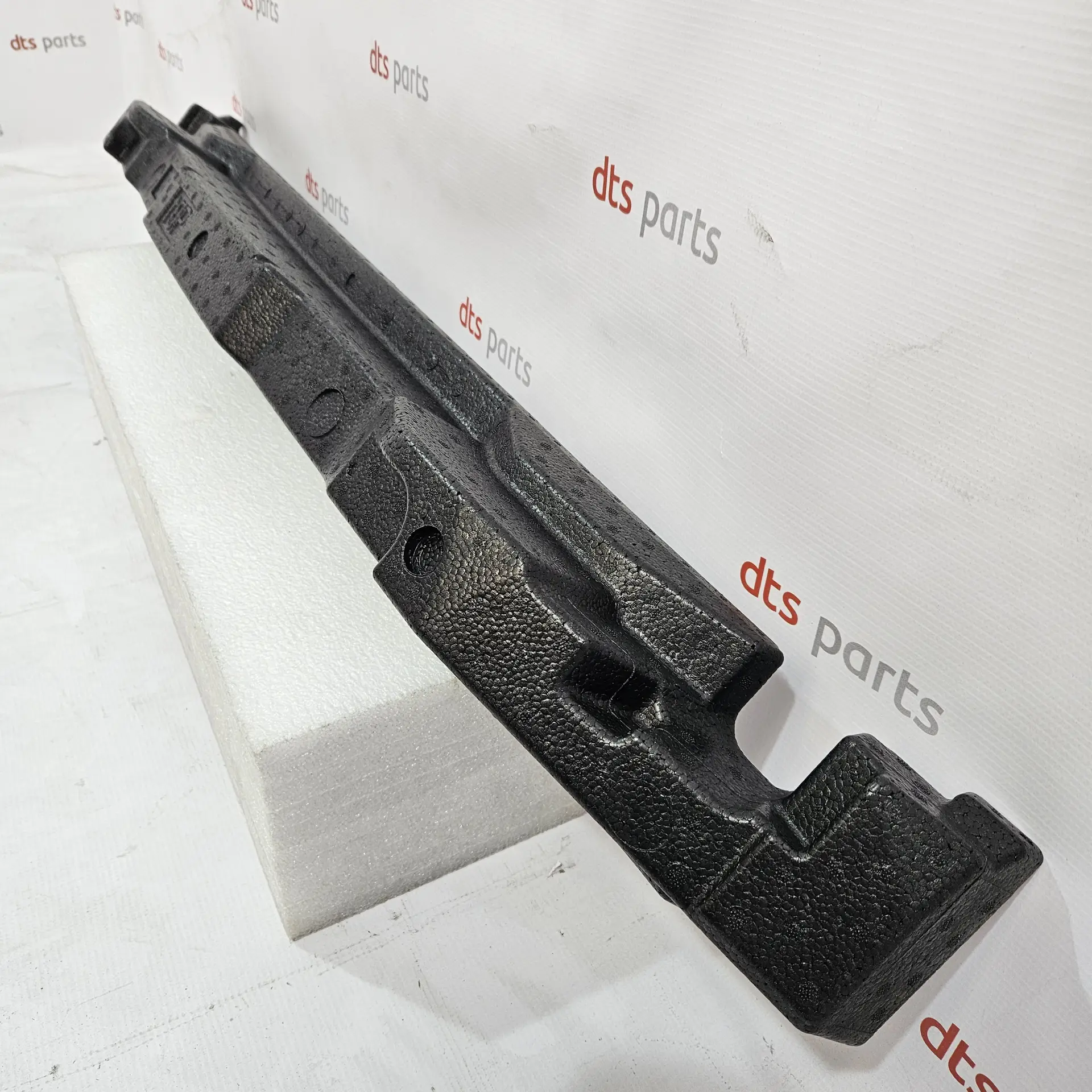 OEM Toyota 5261102290 – Absorber, front bumper Toyota Corolla from 06.2013 -