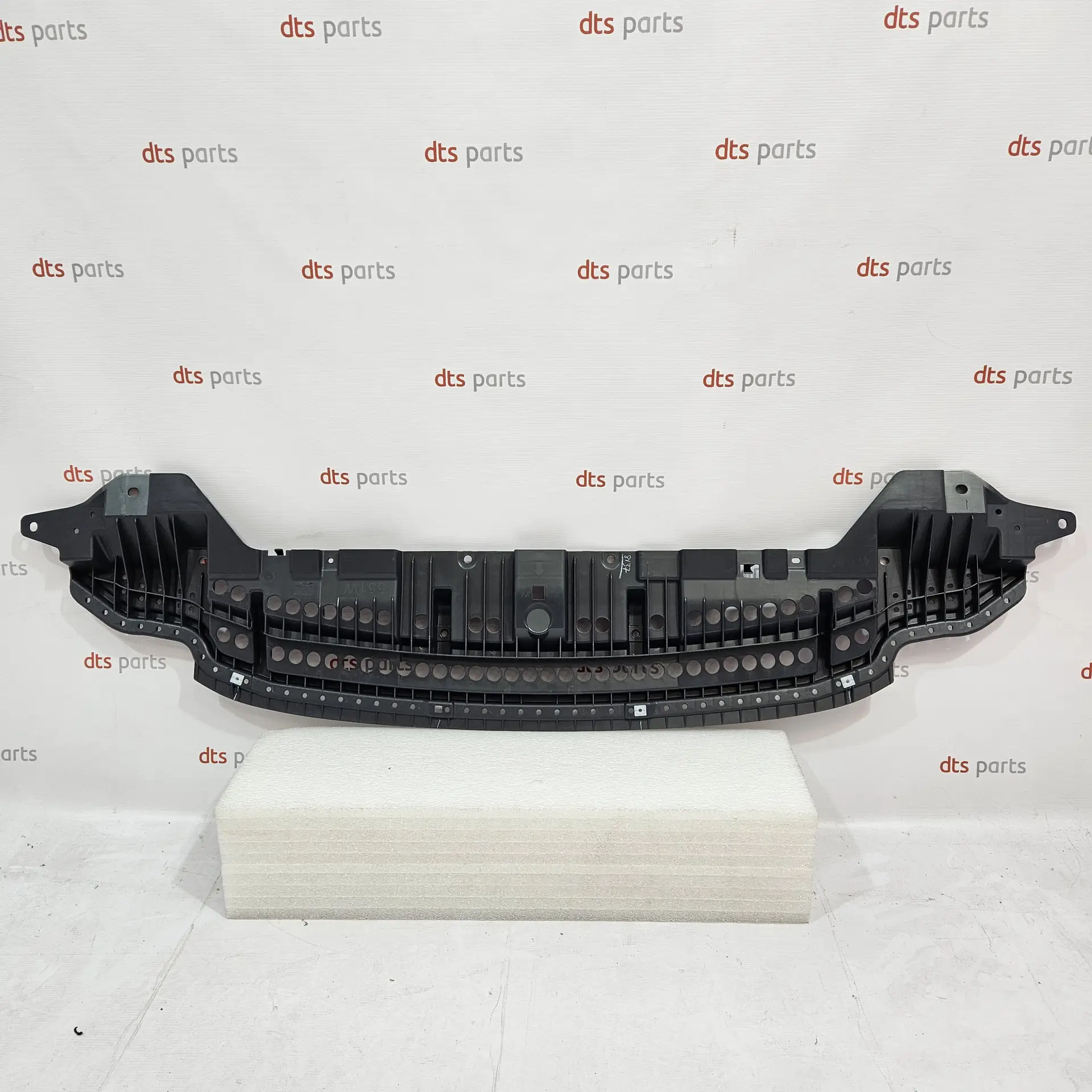 OEM Toyota 5261802082 – Lower absorber, front bumper