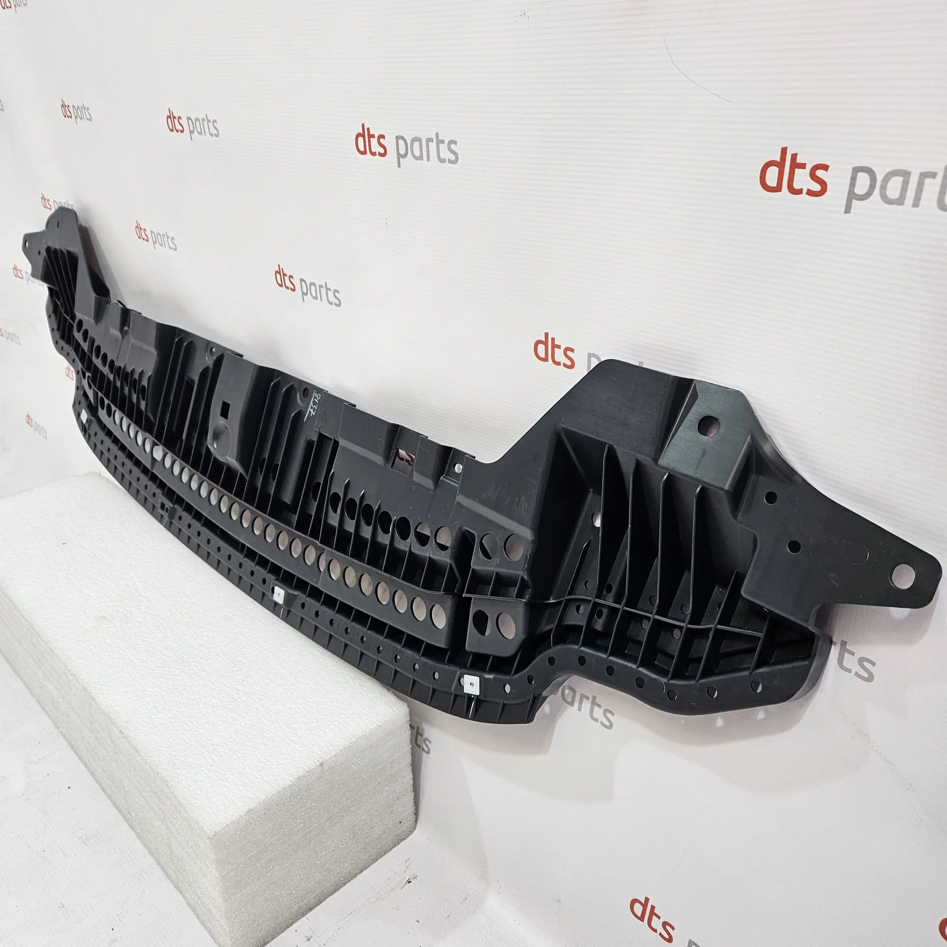 OEM Toyota 5261802082 – Lower absorber, front bumper