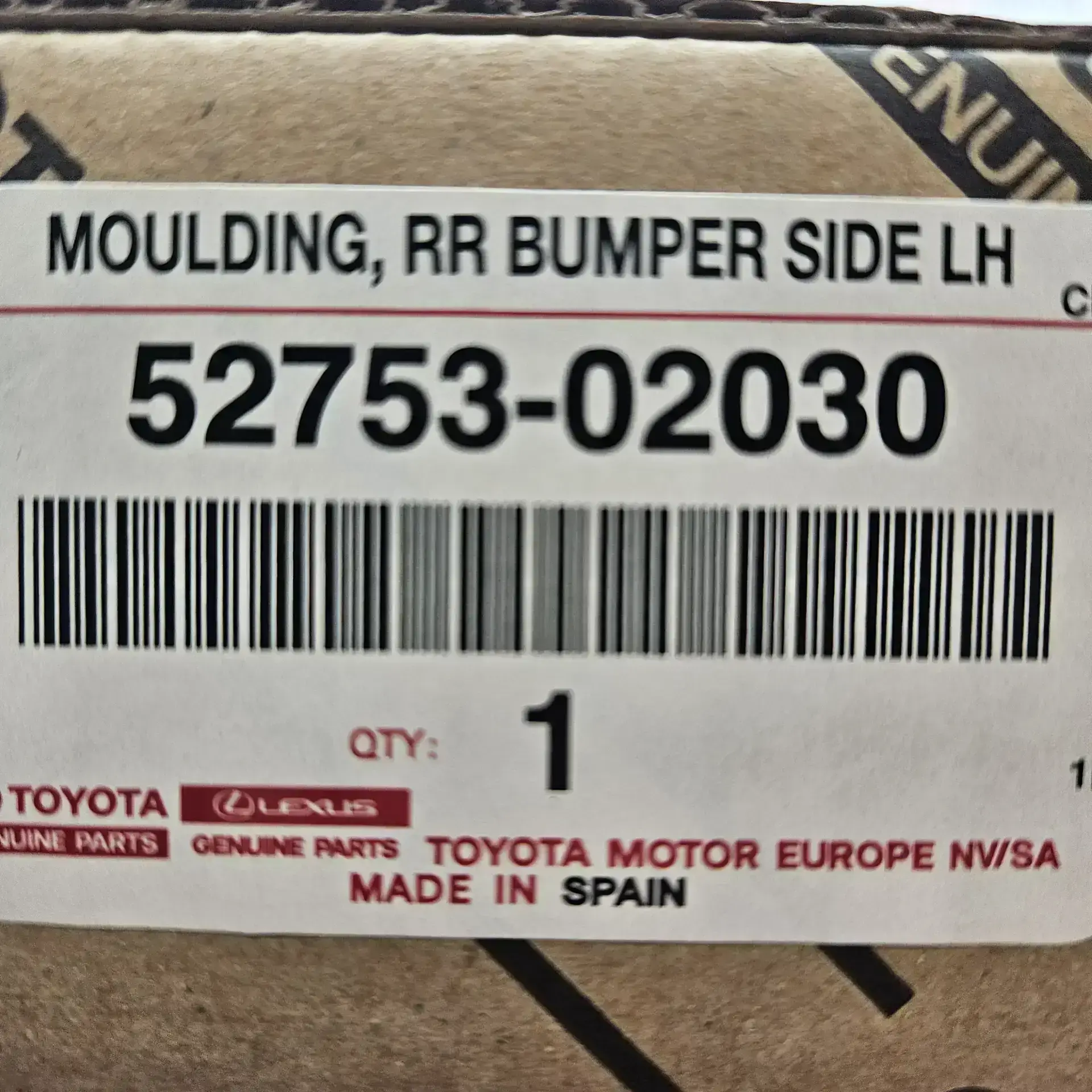 OEM Toyota 5275302030 – Rear bumper moulding Toyota Auris ADE186