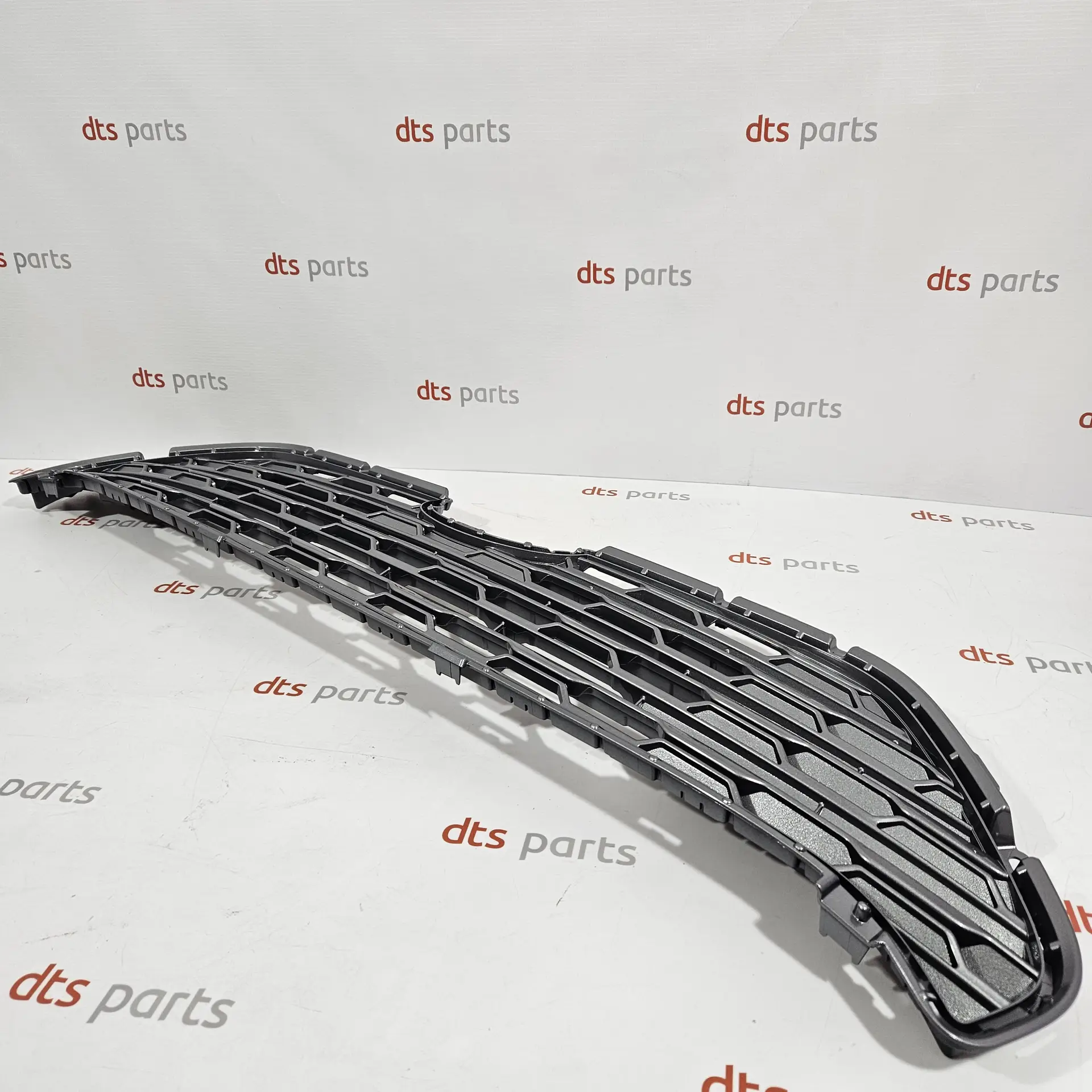 OEM Toyota 5311242190 – Radiator lower grille