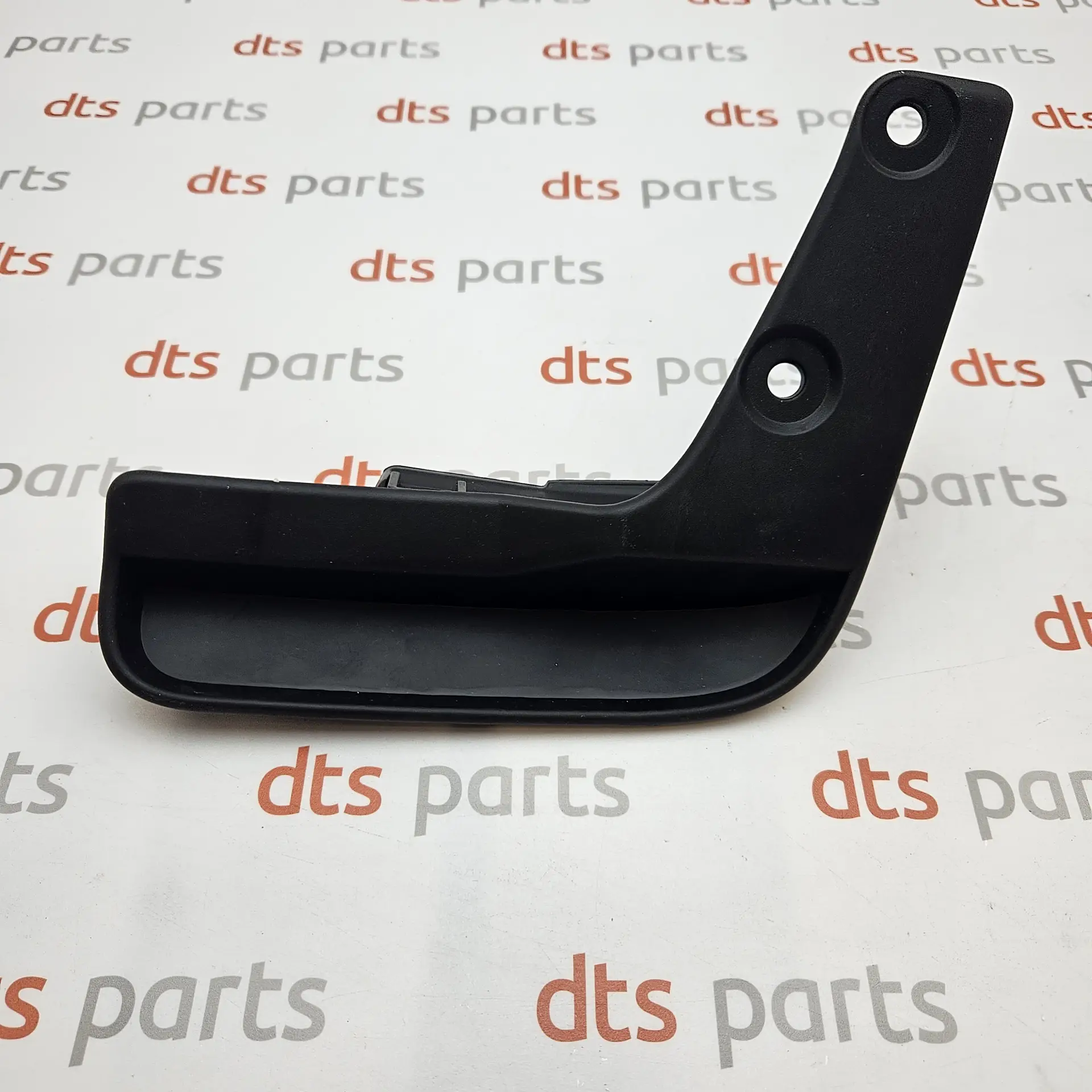 OEM Mitsubishi 5370A591 – Front left mud guard