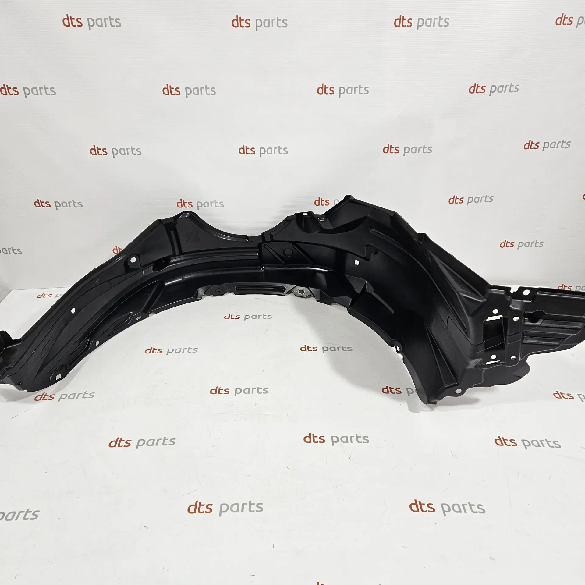 OEM Toyota 538760D680 – Front fender liner