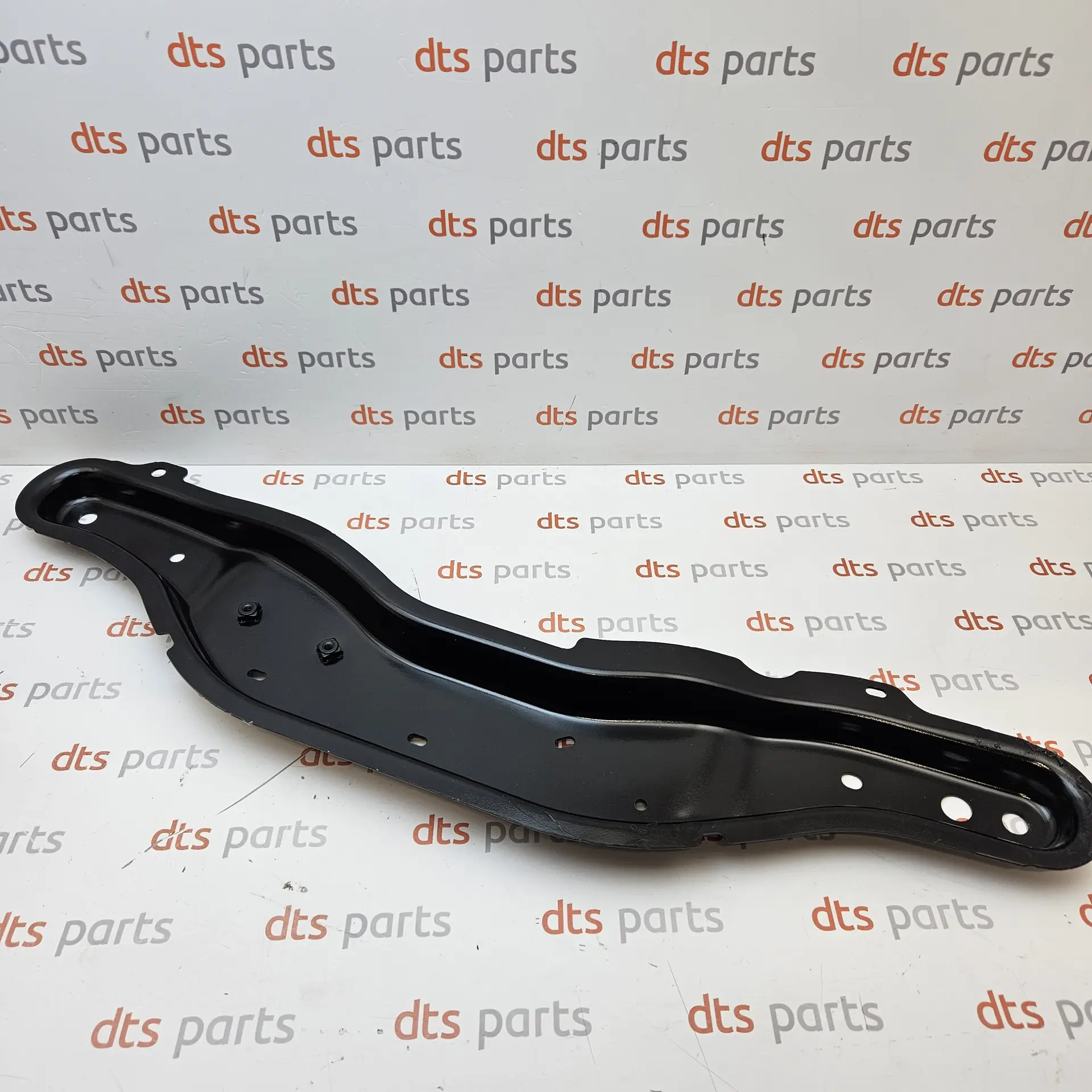 OEM Renault 544C46813R – Lower subframe bracket