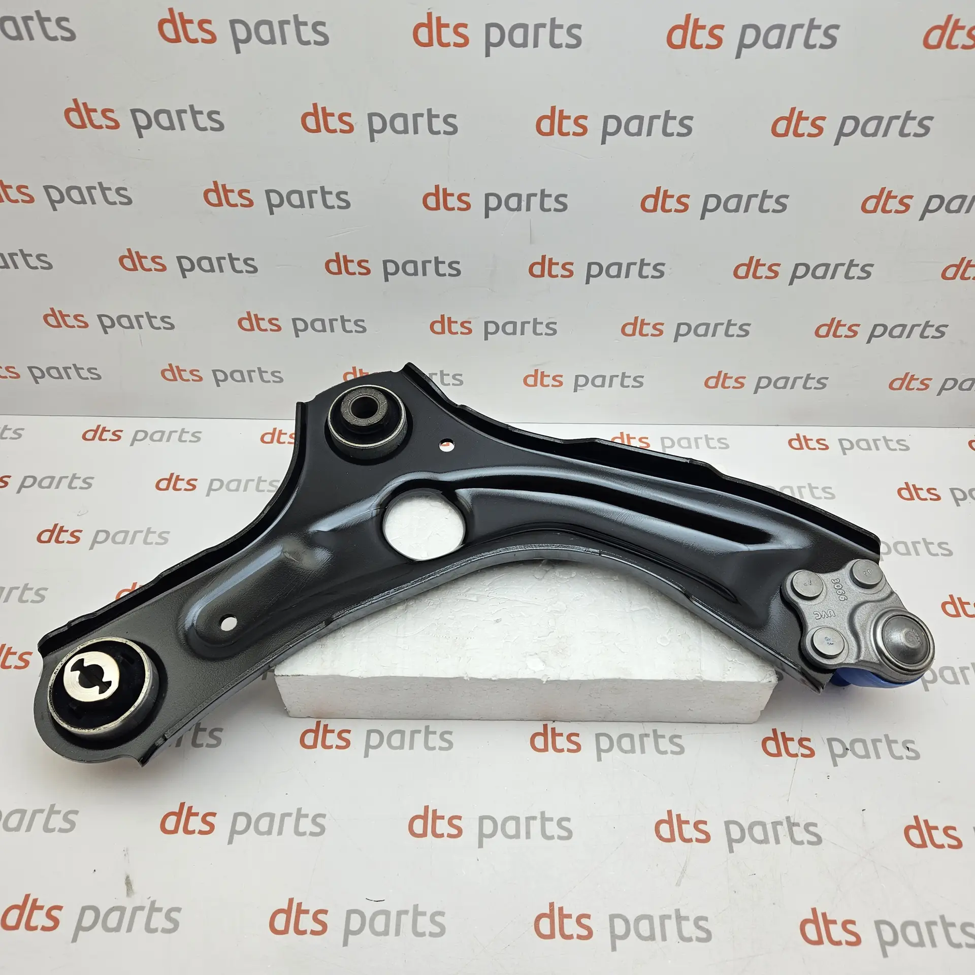 OEM Nissan 5450100Q2M – Front left lower control arm