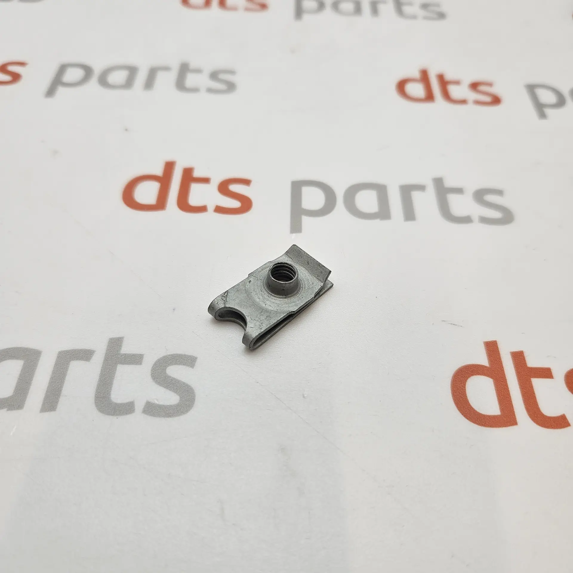 OEM Subaru 57738KA000 – Fog lamp nut