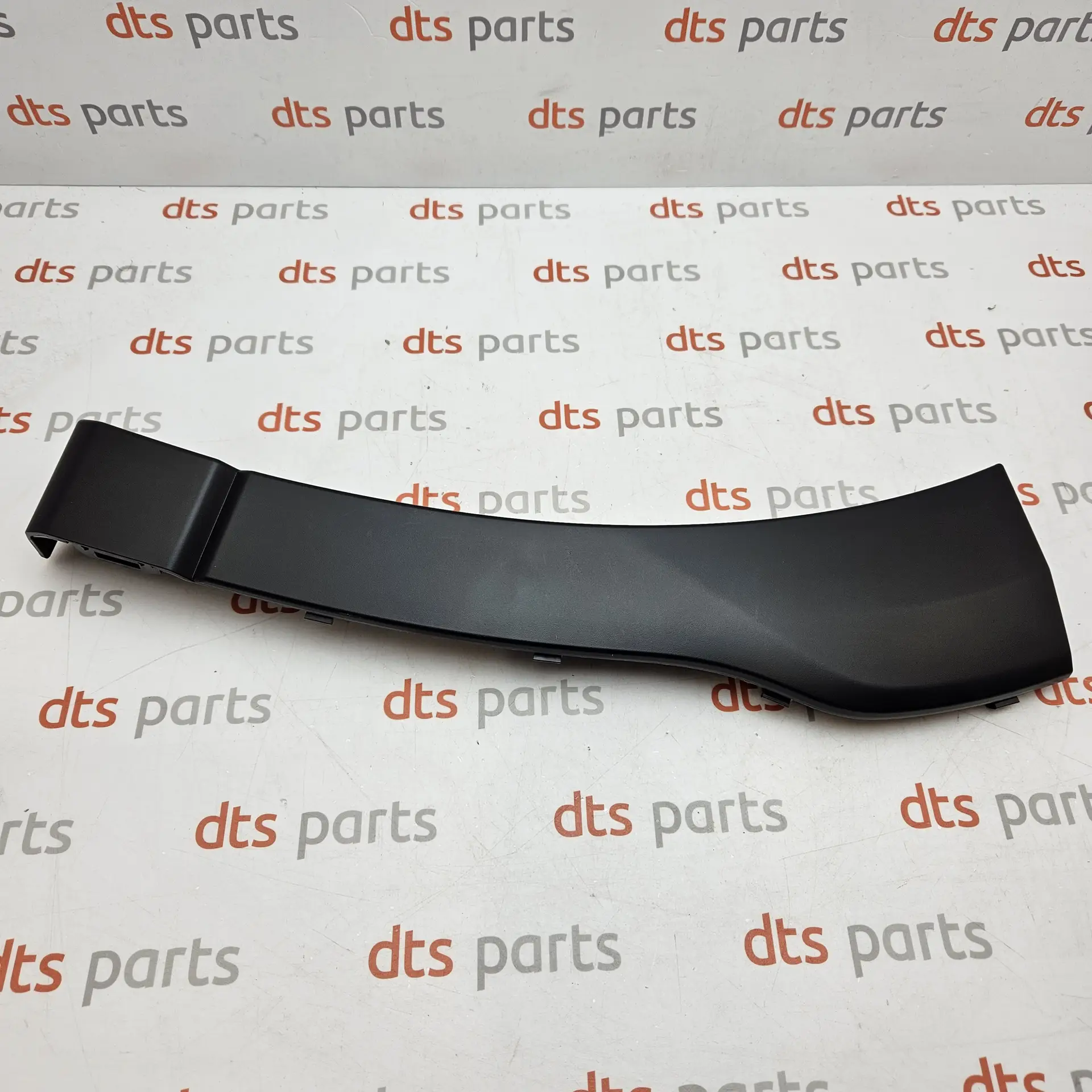 OEM Subaru 57756AN06A – Arch Garnish (Right, Front). Front bumper. Subaru Outback