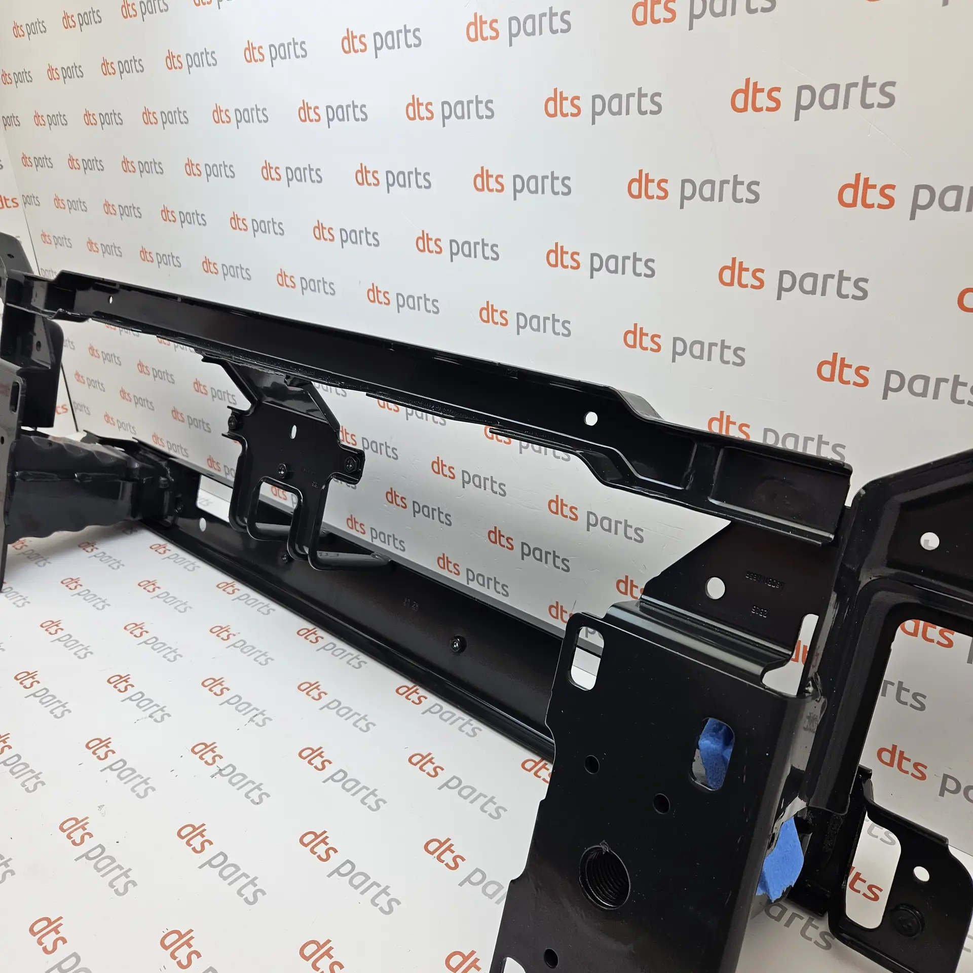 OEM Iveco 5803167144 – Front bumper reinforcement crossmember
