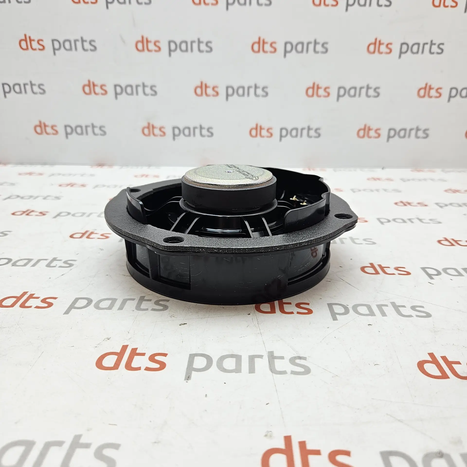 OEM VAG 5E0035411J – Door interior audio bass loudspeaker