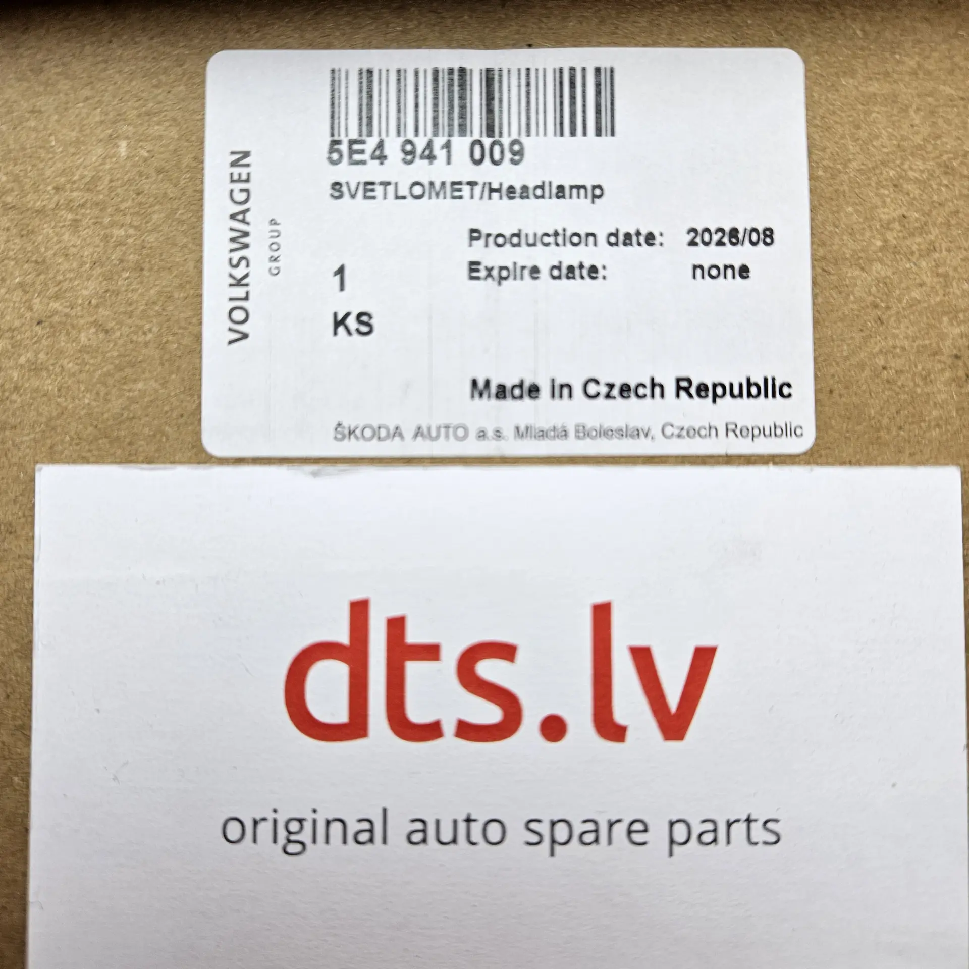OEM VAG 5E4941009 – Front headlight