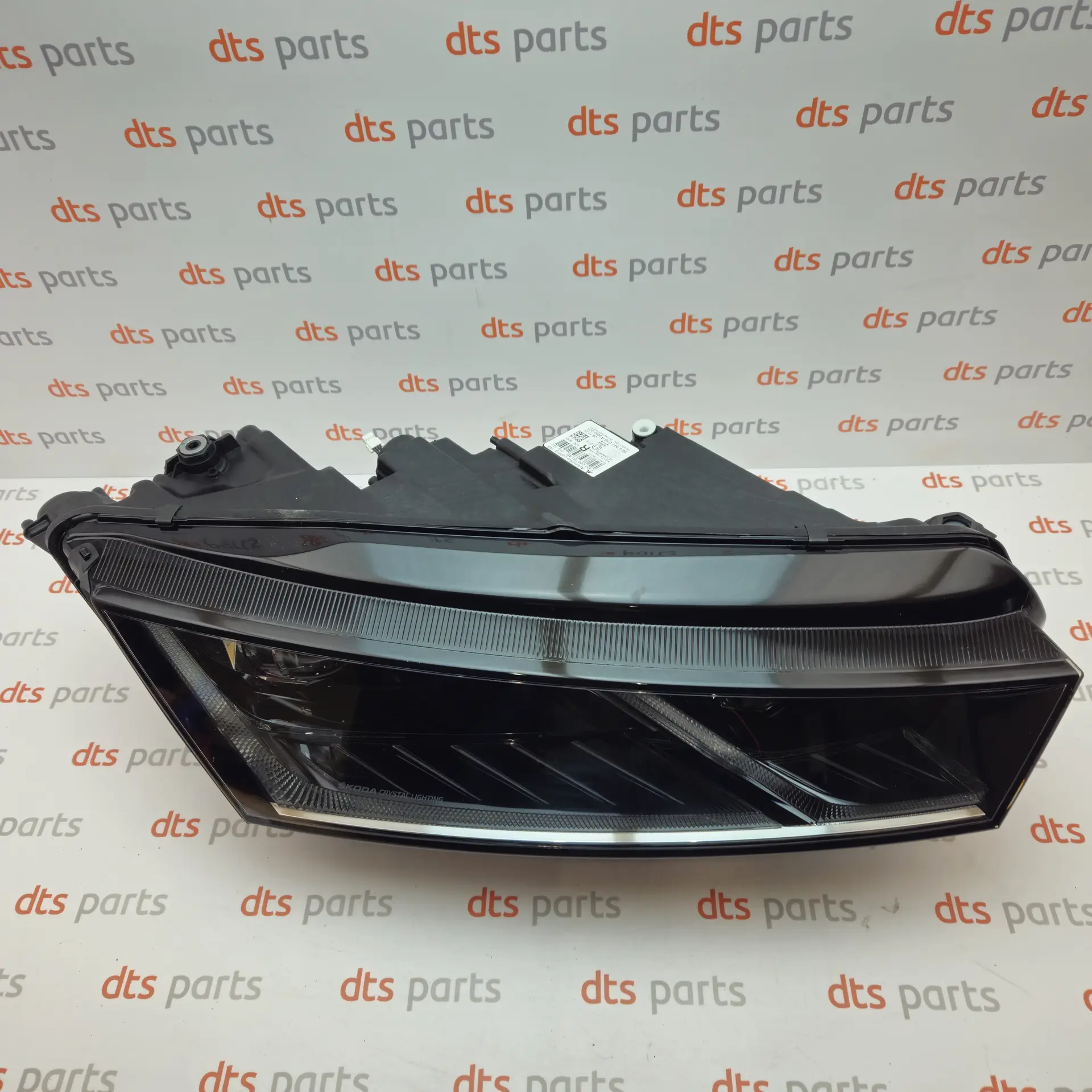 OEM Skoda 5E4941018A – Front right LED headlight