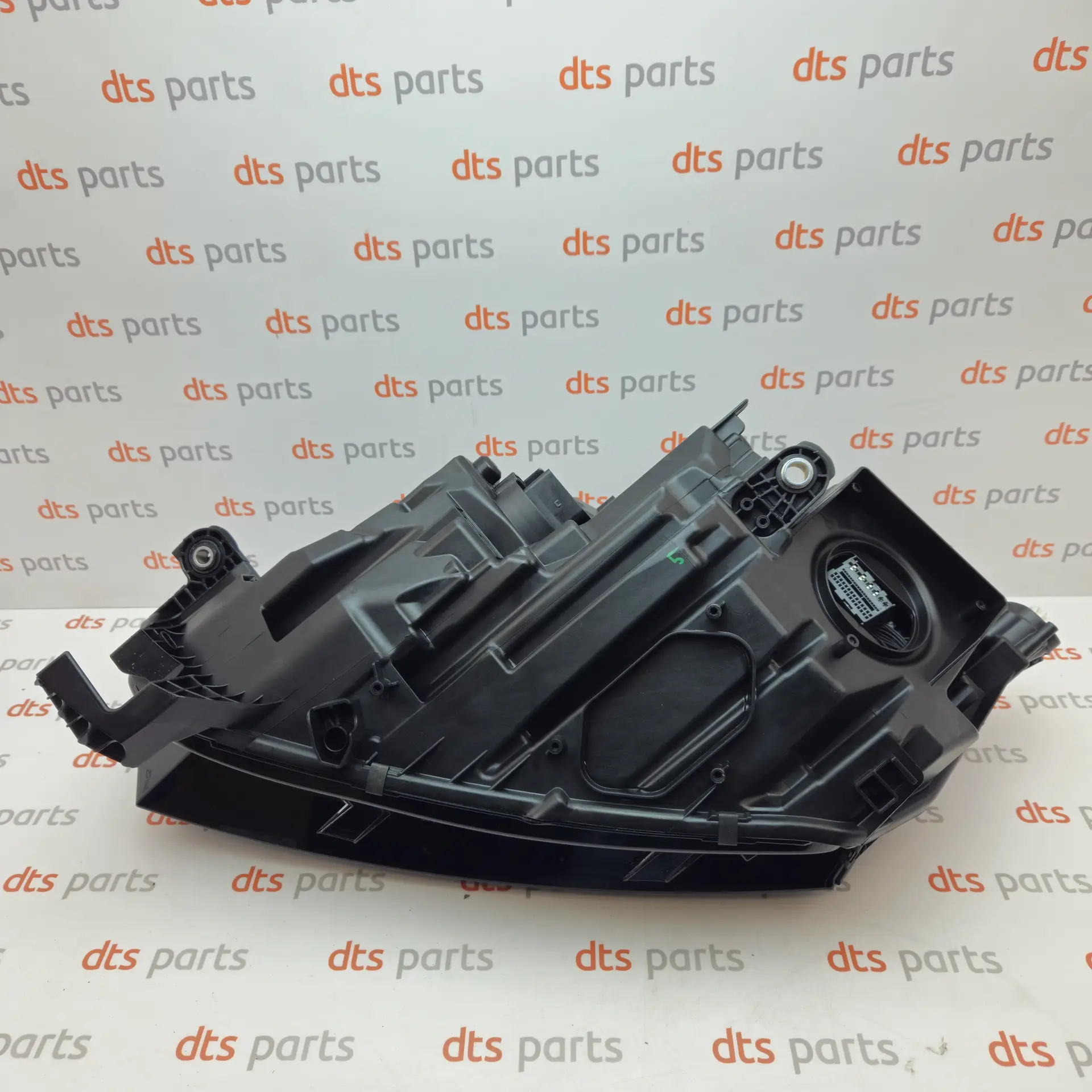 OEM Skoda 5E4941018A – Front right LED headlight