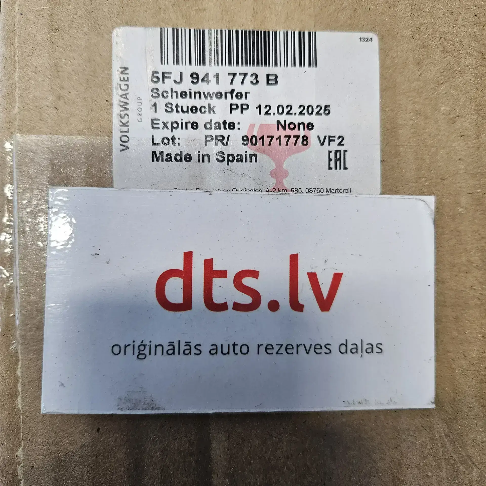 OEM VAG 5FJ941773B – Front left headlight