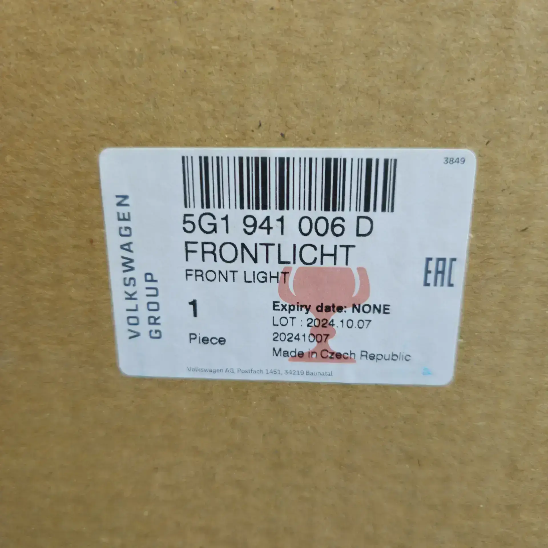 OEM VAG 5G1941006D – Front right headlight