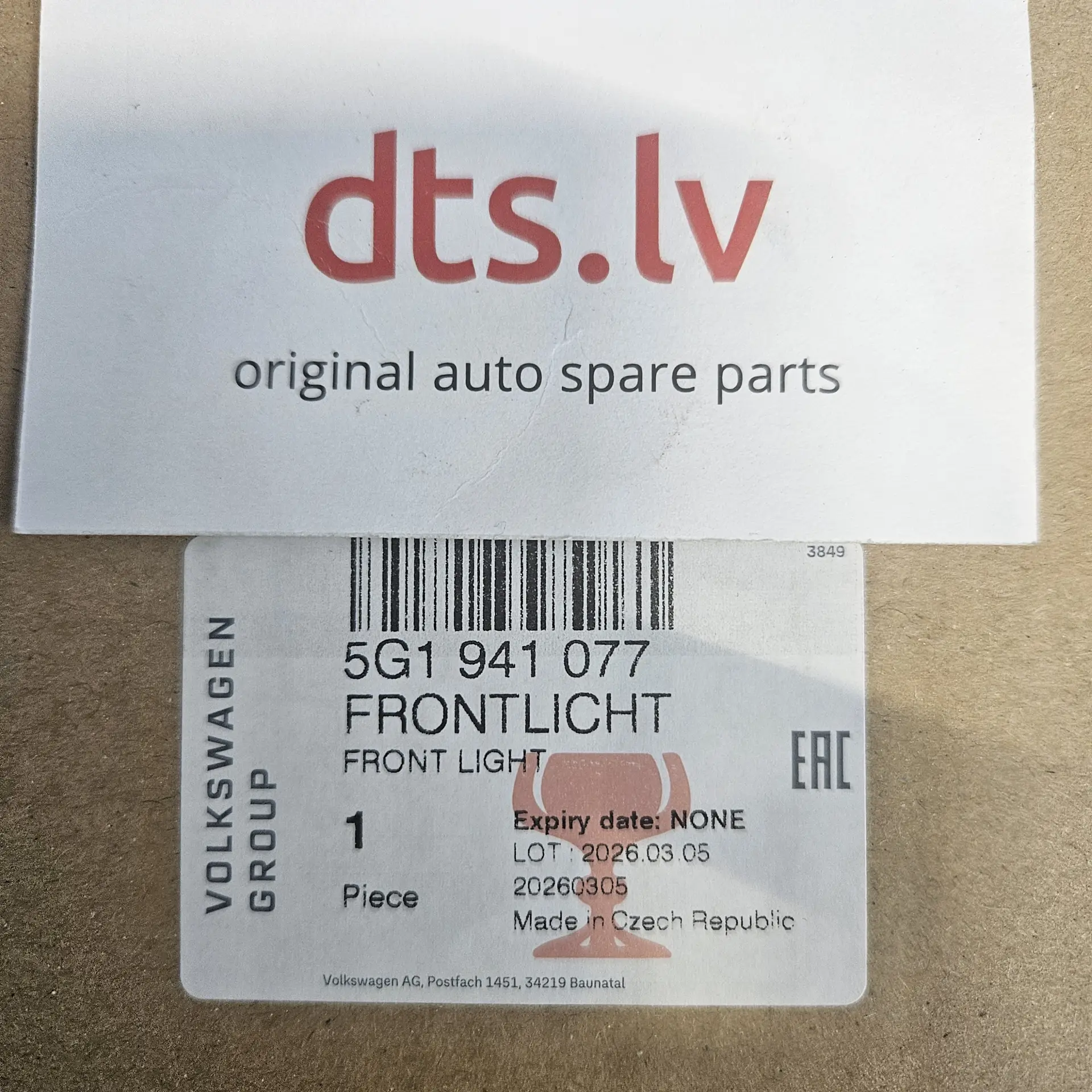 OEM Volkswagen 5G1941077 – Front left headlight assembly