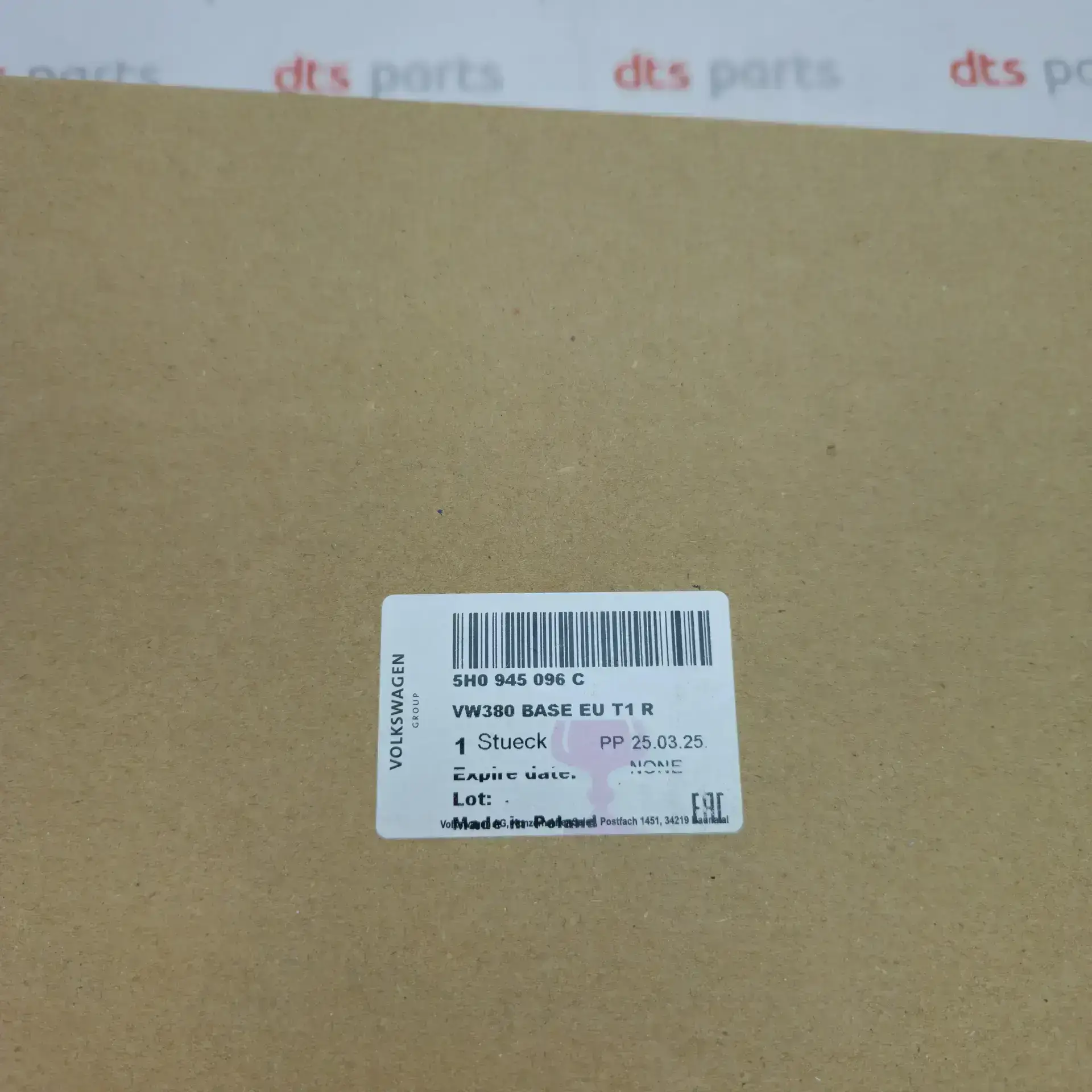 OEM VAG 5H0945096C – Rear right outer light