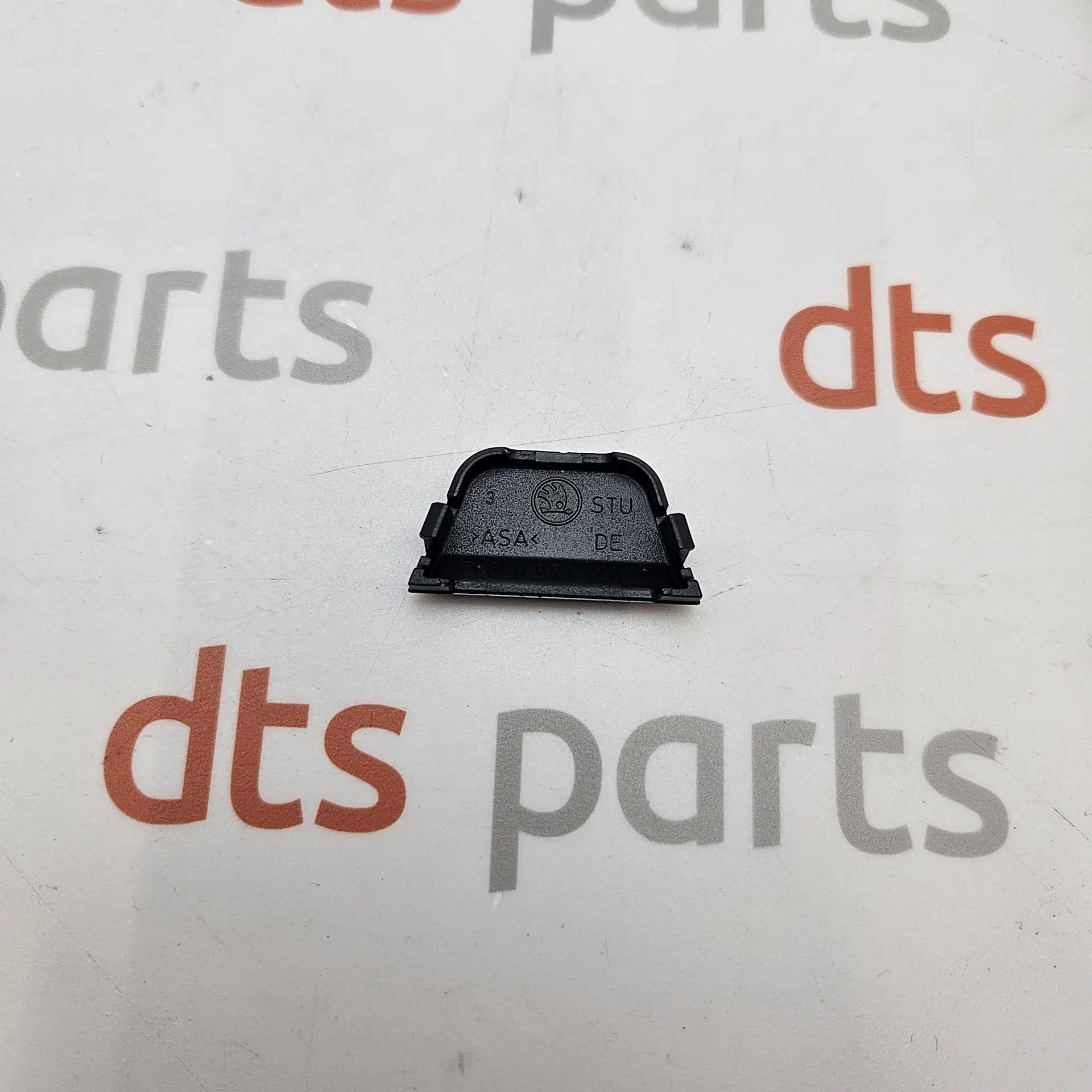 SKODA 5L08531409B9