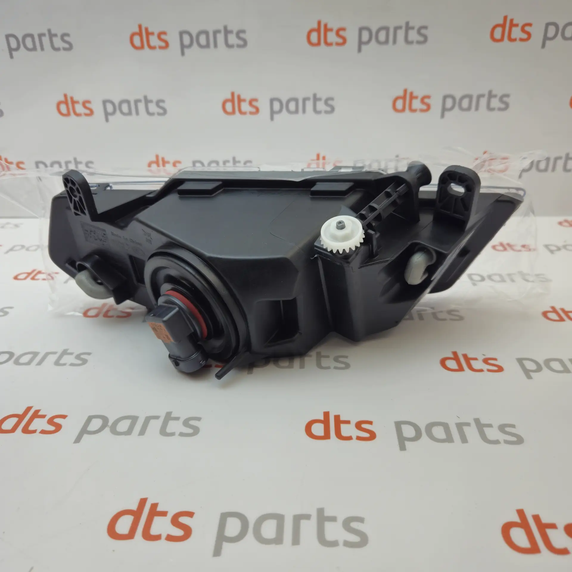OEM Skoda 5L0941699 – Front left fog light