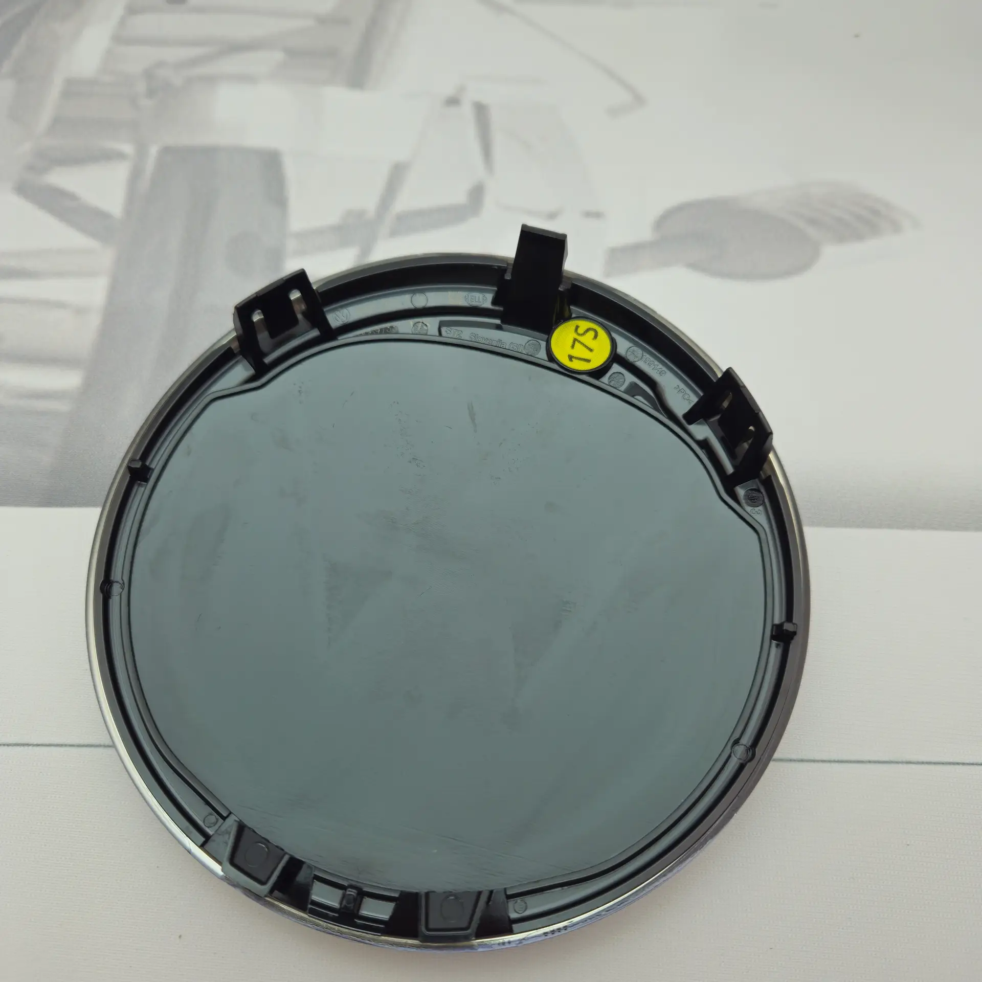 OEM Volkswagen 5TA853601JZA – Front grille emblem