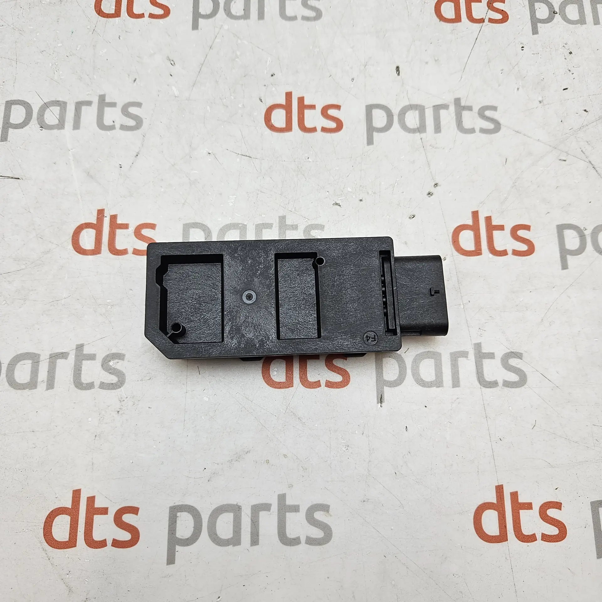 OEM Volkswagen 5WA962133G – KESSY keyless entry passive access system signal antenna module