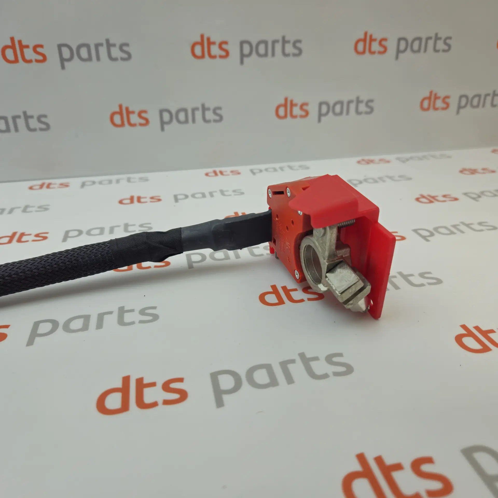 OEM BMW 61125A69F75 – plus pole battery cable
