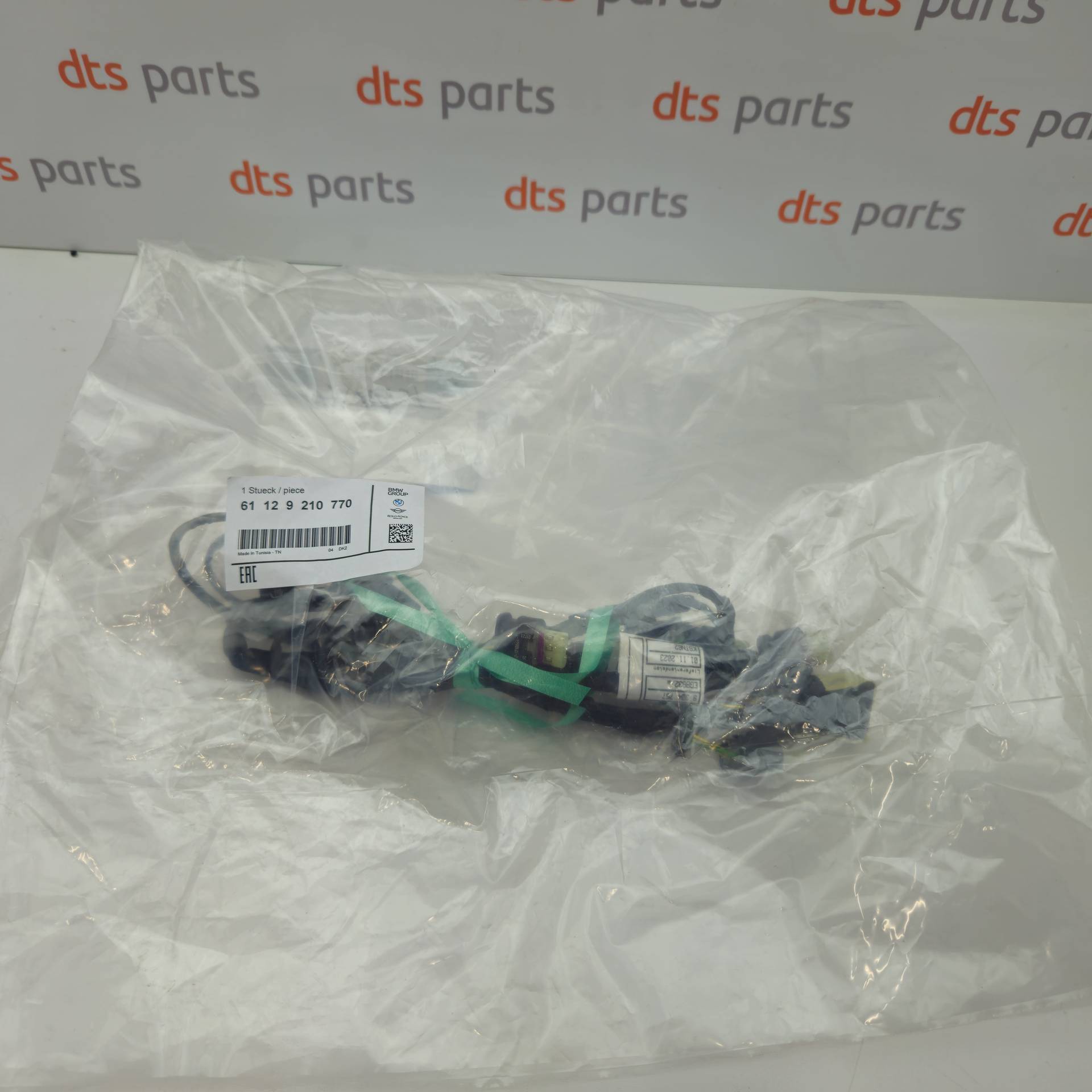 OEM BMW 61129210770 – Front PDC wiring set