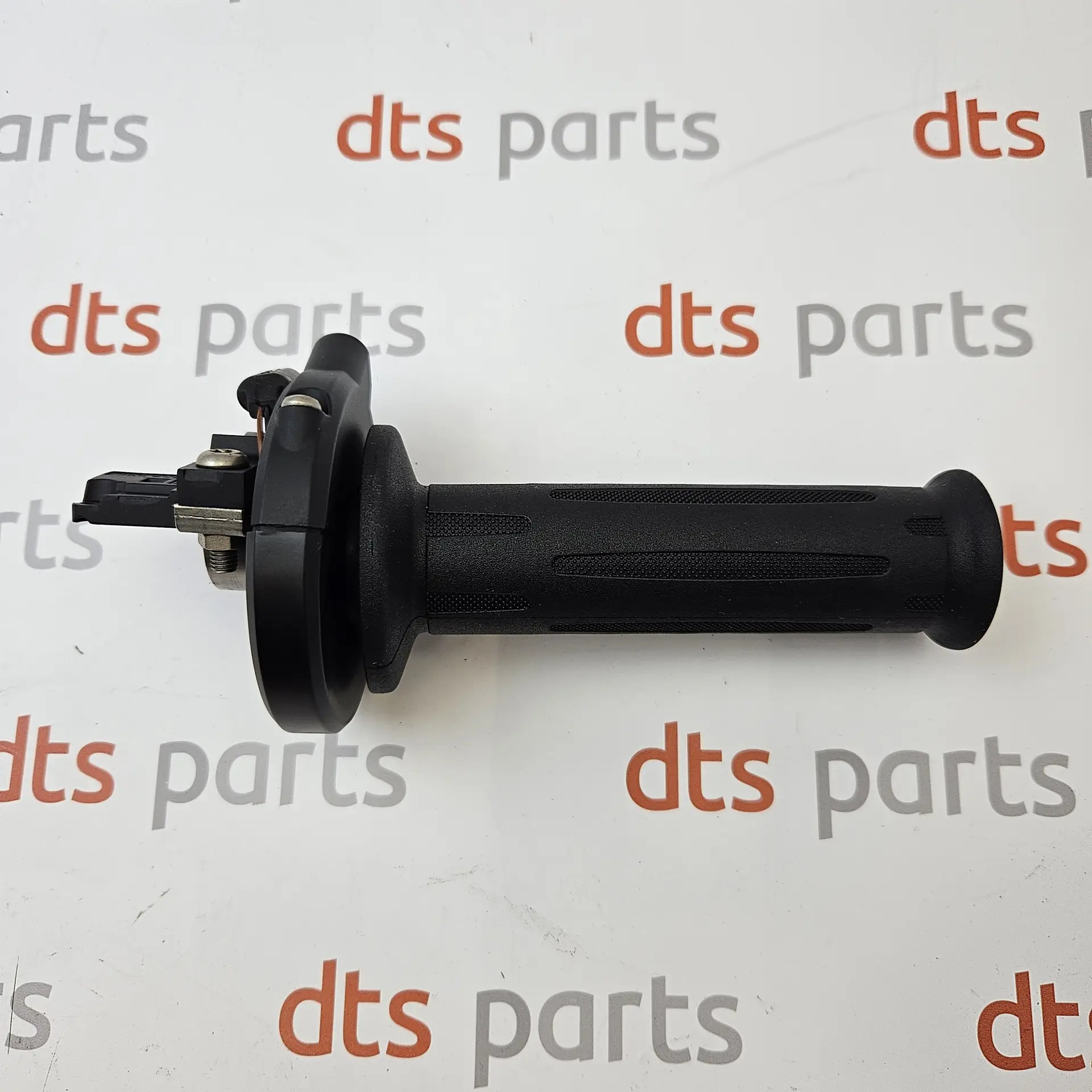 OEM BMW Moto 61317708286 – Right-hand handlebar heated grip assembly